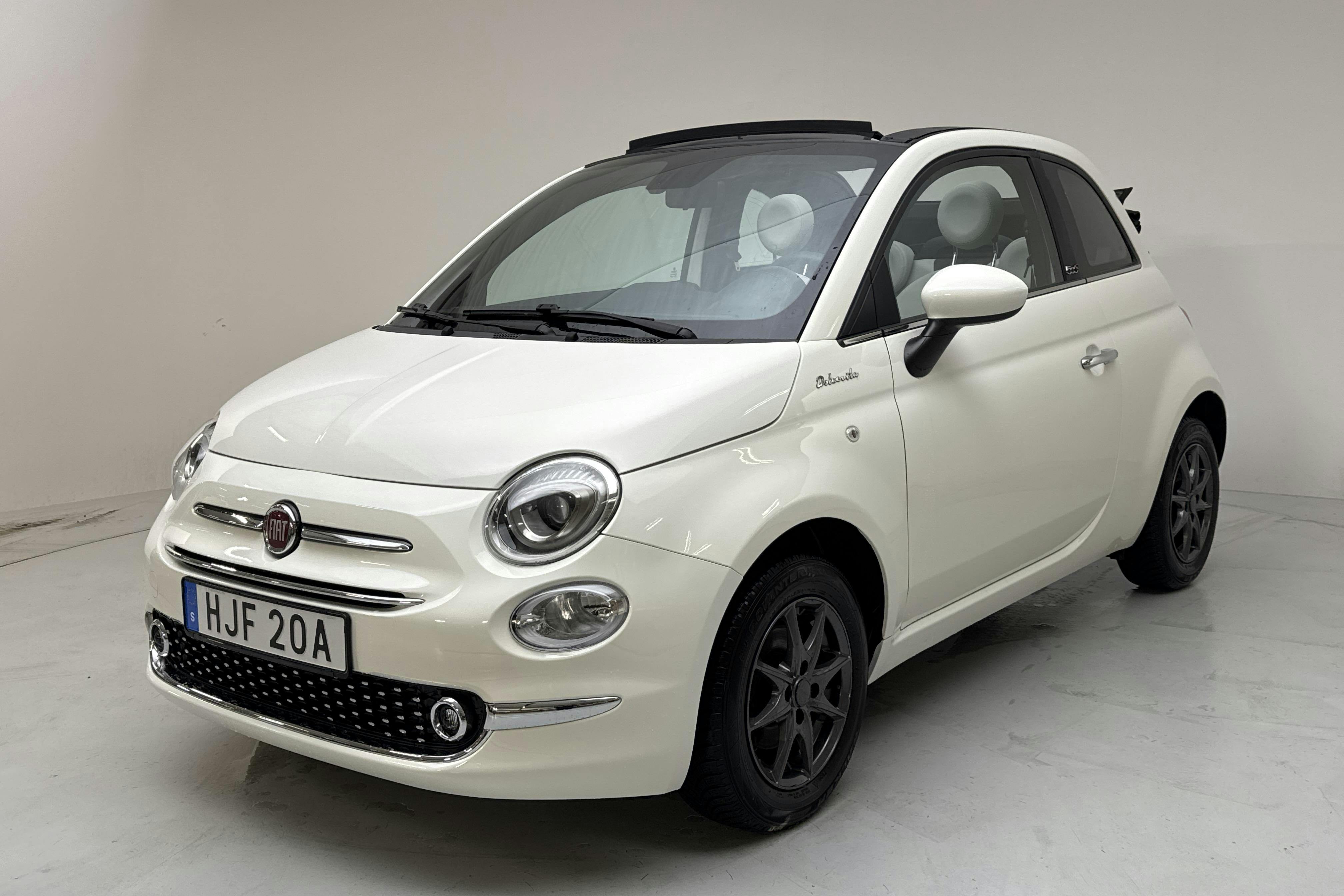 Presentation photo 1 of 17: Fiat 500 Hybrid Cab (70hk) - 42 260 km - Manual - white - 2022