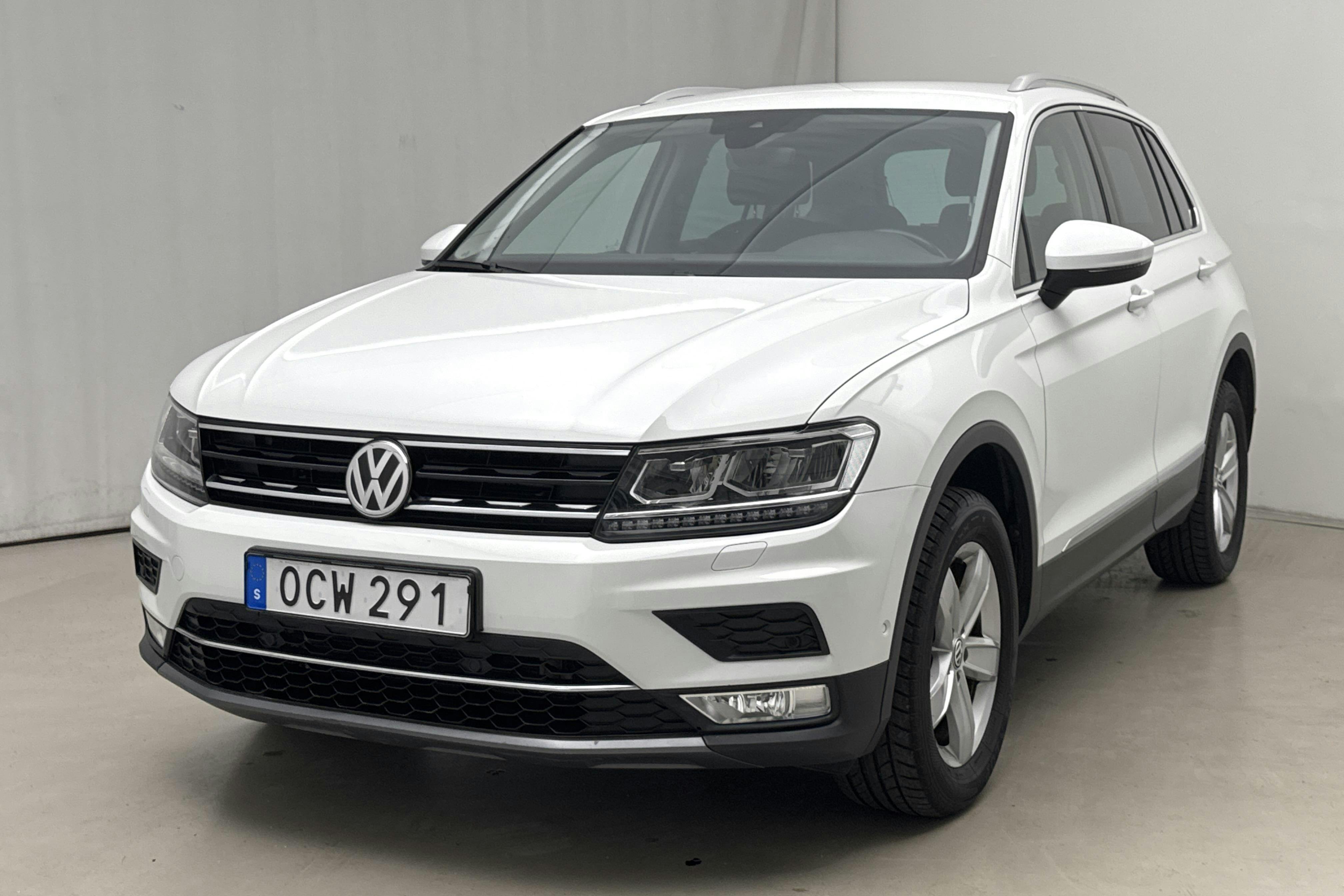VW Tiguan 2.0 TDI 4MOTION (190hk) - 77 160 km - Automatyczna - biały - 2017