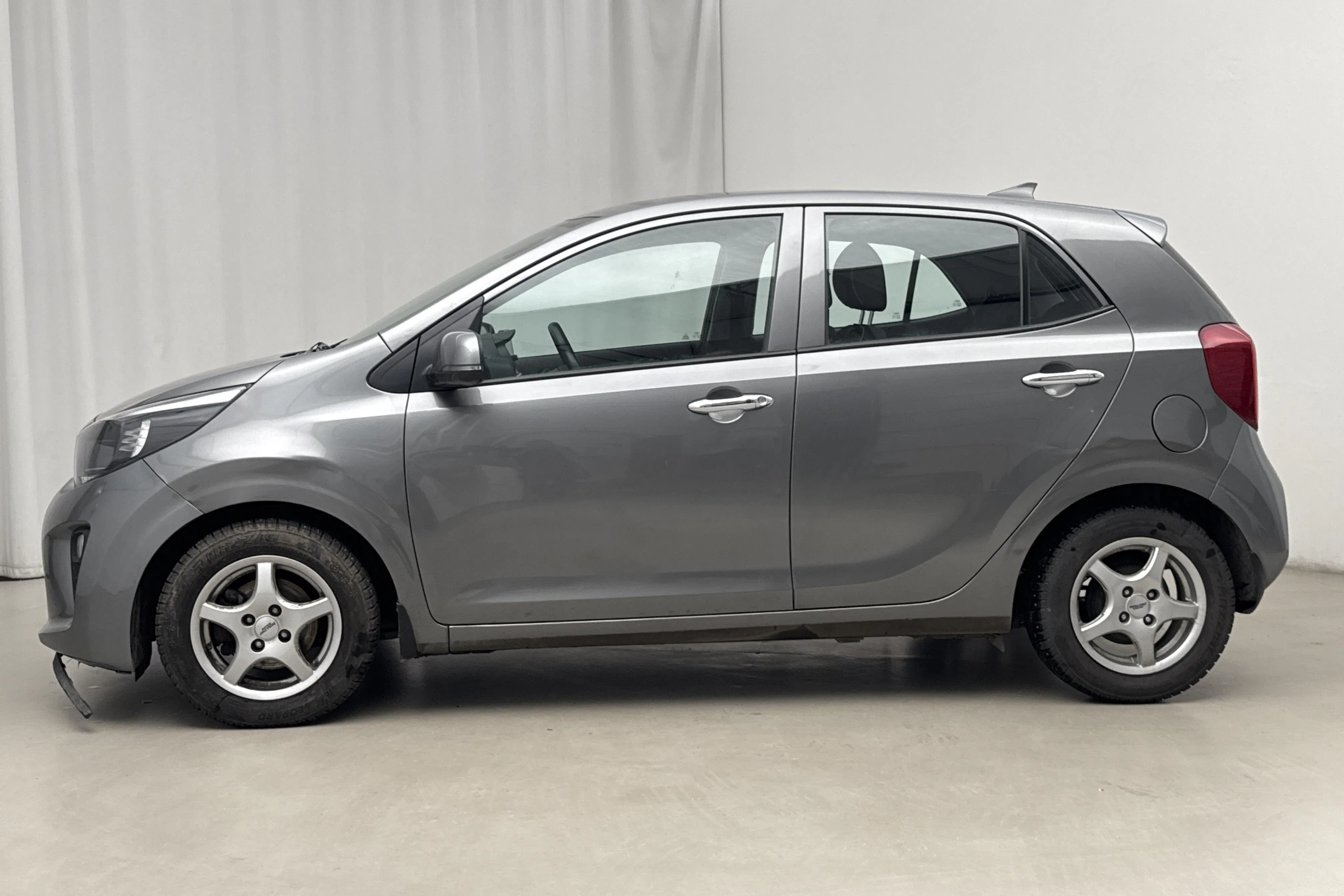 Presentationsfoto 2 av 15: KIA Picanto 1.0 DPI (67hk) - 7 068 mil - Automat - grå - 2023
