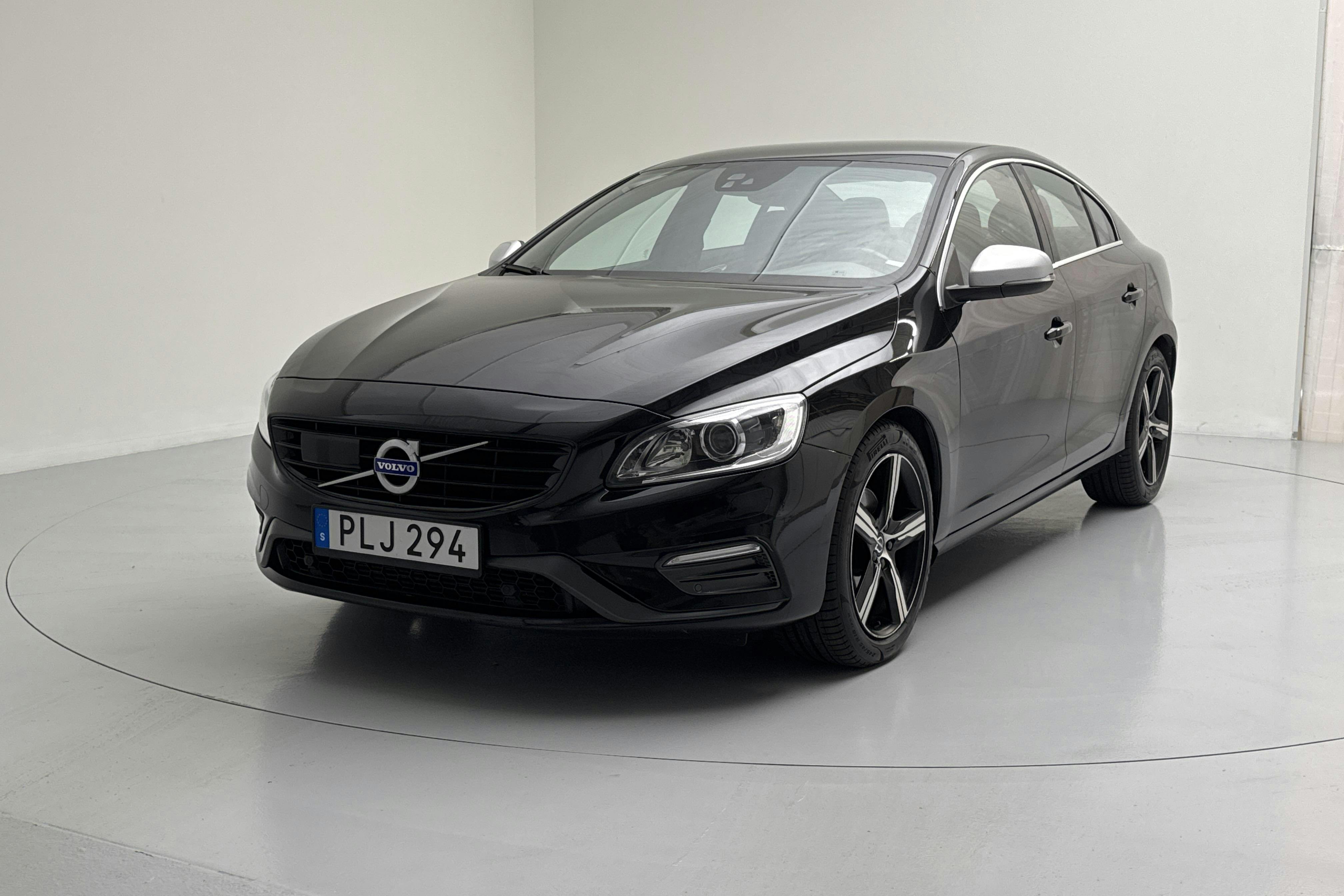 Volvo S60 D4 (190hk) - 152 510 km - Automatic - black - 2018