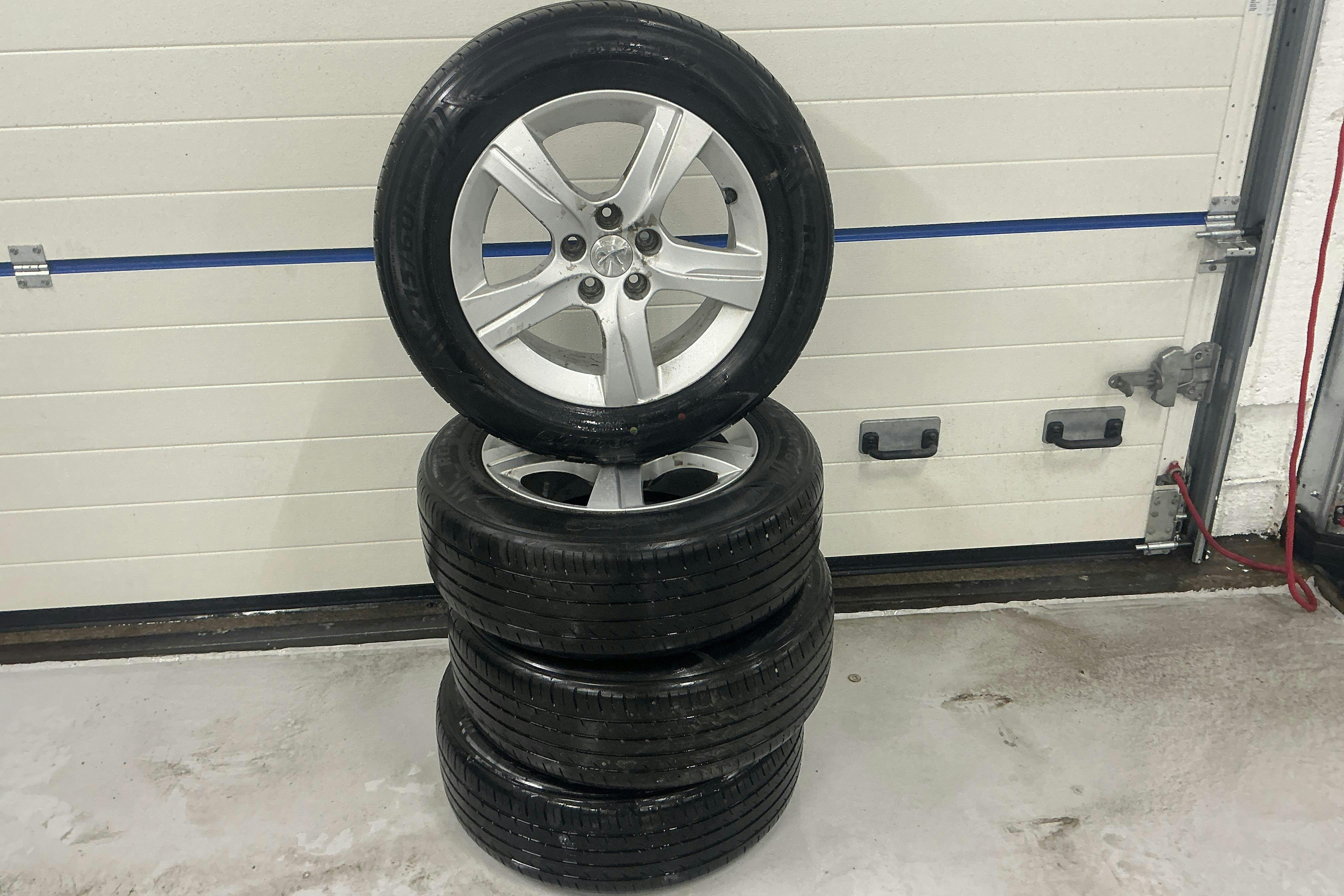 Presentation photo 14 of 14: Peugeot 508 SW BlueHDi (120hk) - 178 940 km - Manual - black - 2015