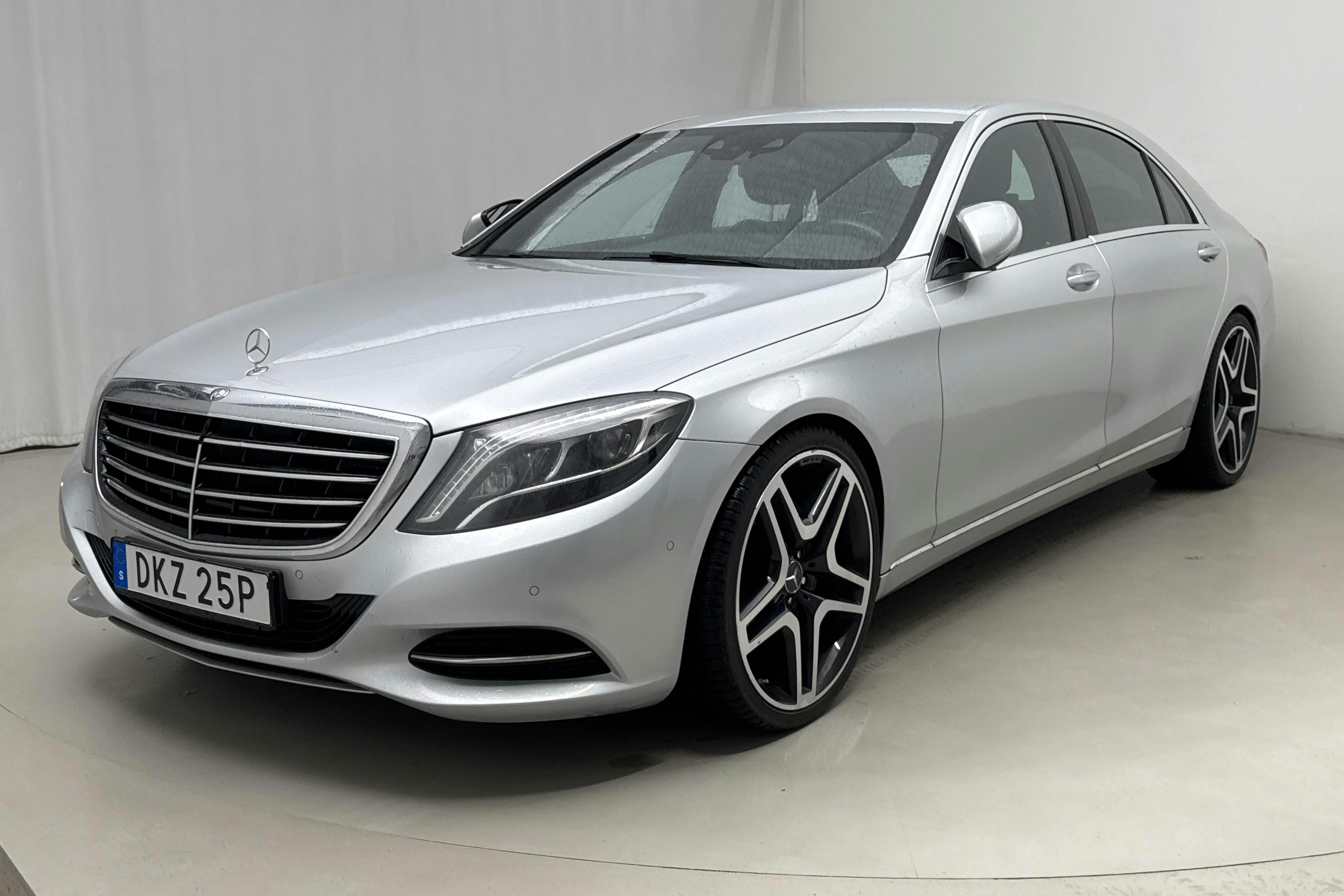 Presentation photo 1 of 16: Mercedes S 350 BlueTEC W222 (258hk) - 284 430 km - Automatic - silver - 2014