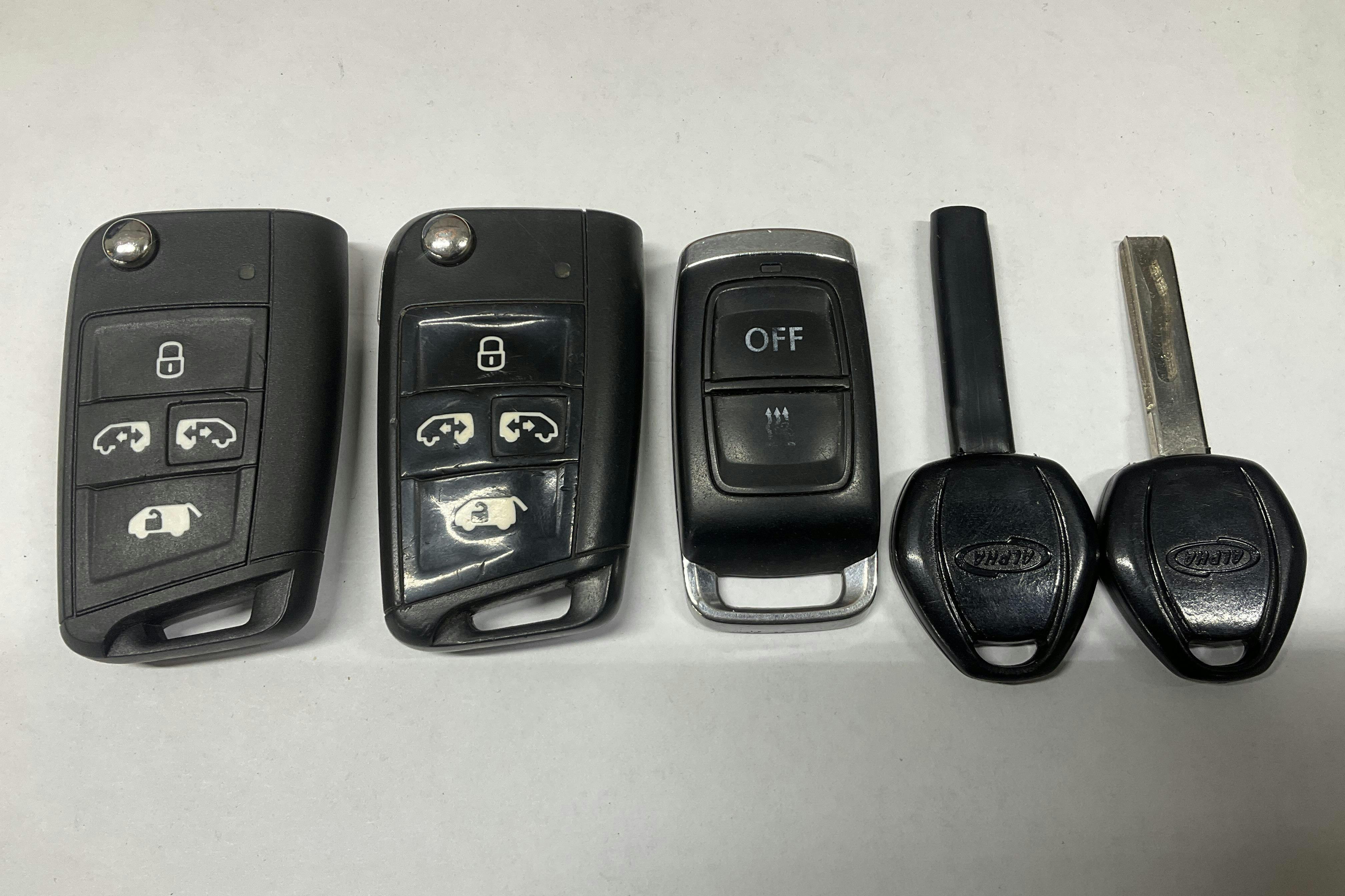 Esitlusfoto 16 aadressil 16: VW Transporter Kombi T6.1 TDI 4MOTION (199hk) - 203 040 km - Automaatne - hõbe - 2020