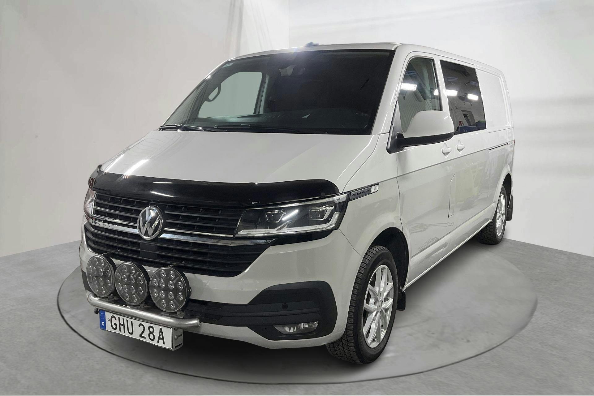 Esitlusfoto 1 aadressil 16: VW Transporter Kombi T6.1 TDI 4MOTION (199hk) - 203 040 km - Automaatne - hõbe - 2020