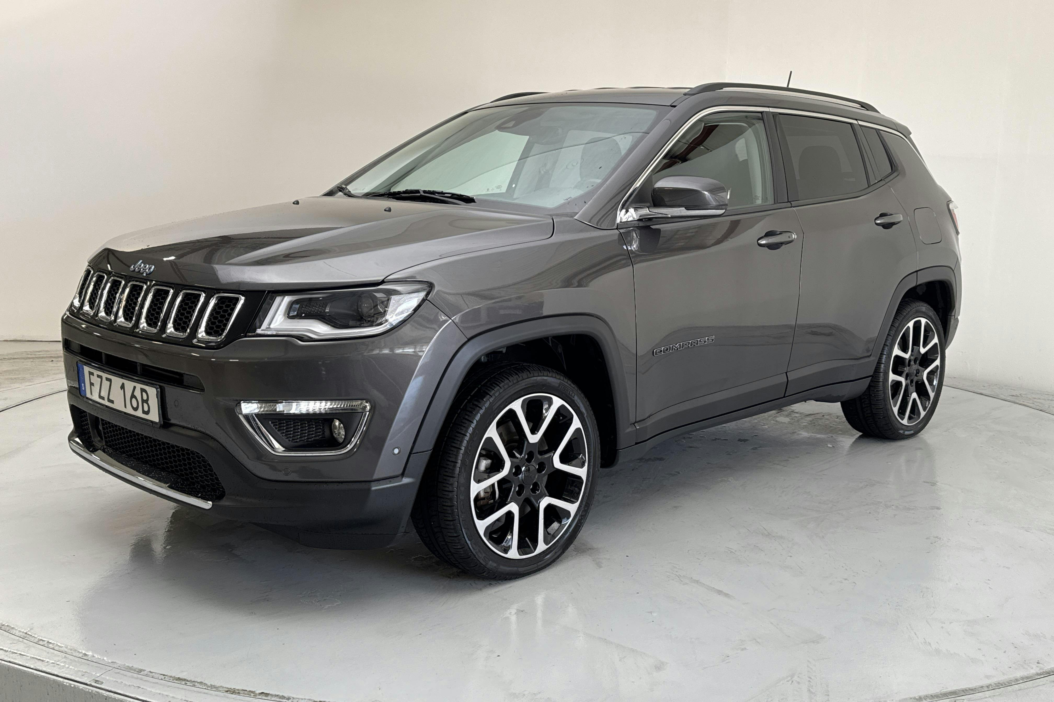 Jeep Compass 1.3 PHEV 4WD (190hk) - 85 860 km - Automaatne - hall - 2020