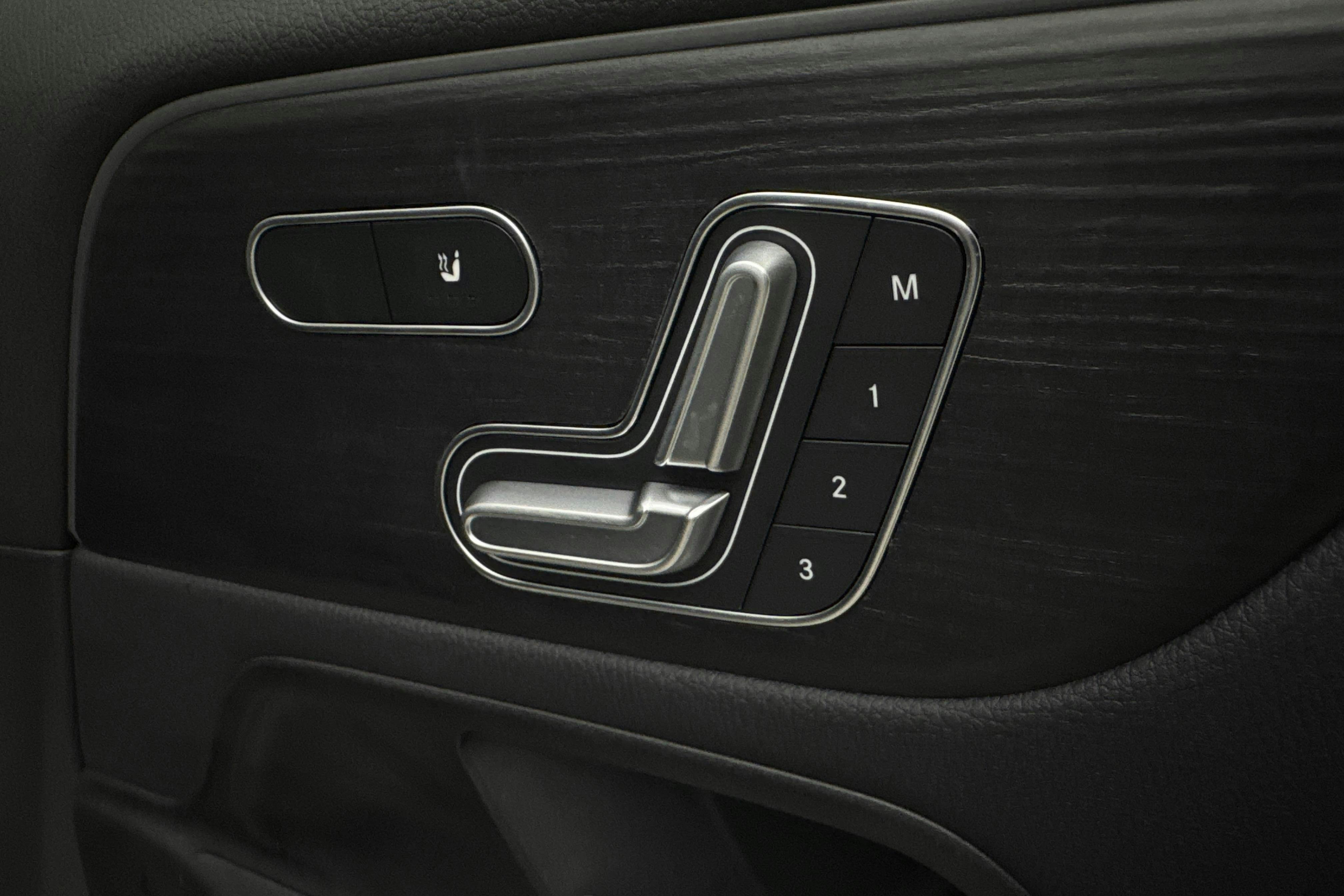 Presentationsfoto 27 av 27: Mercedes GLA 250 e H247 (218hk) - 1 355 mil - Automat - Dark Grey - 2024