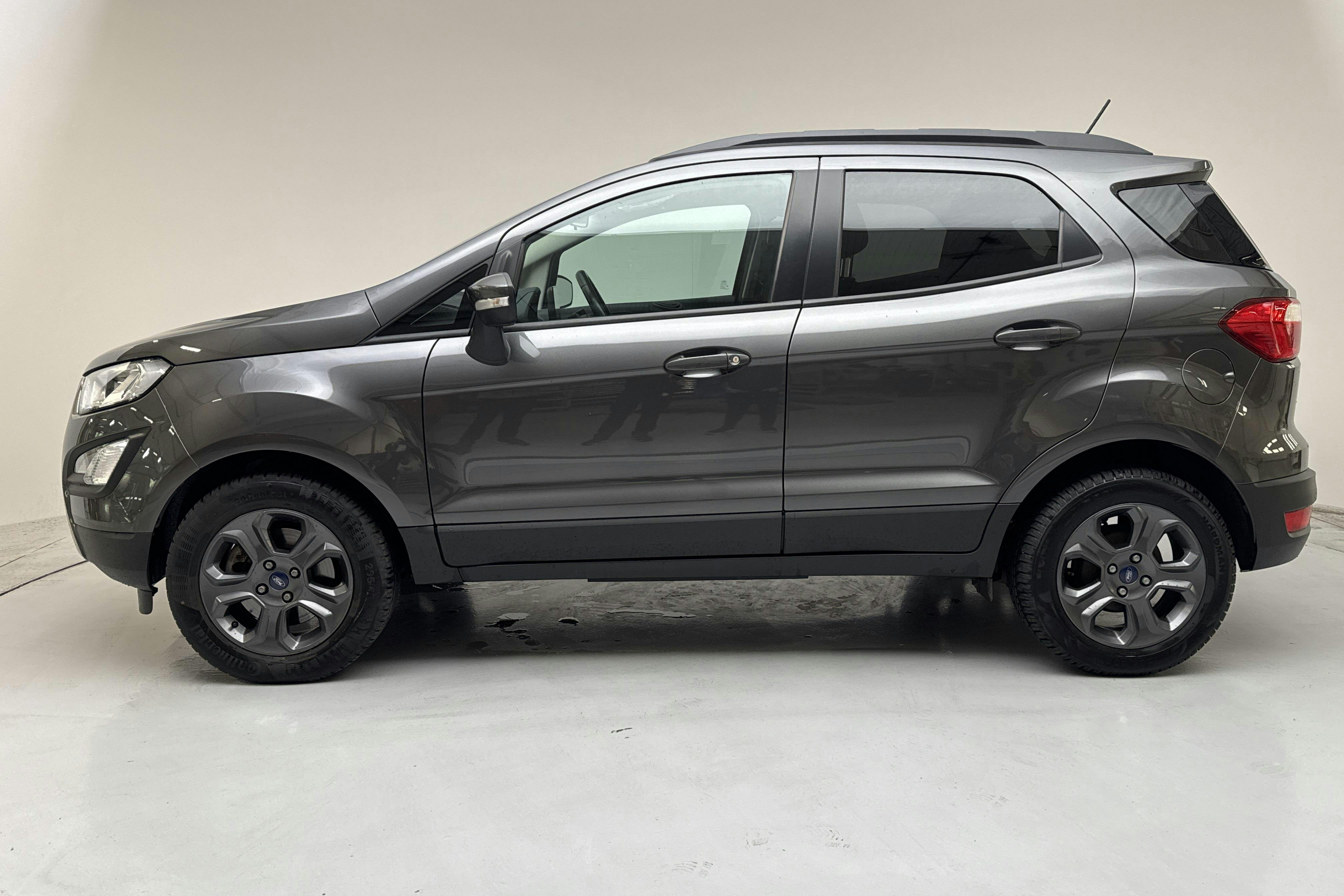 Presentationsfoto 2 av 14: Ford Ecosport 1.0T EcoBoost (125hk) - 6 188 mil - Manuell - Dark Grey - 2018
