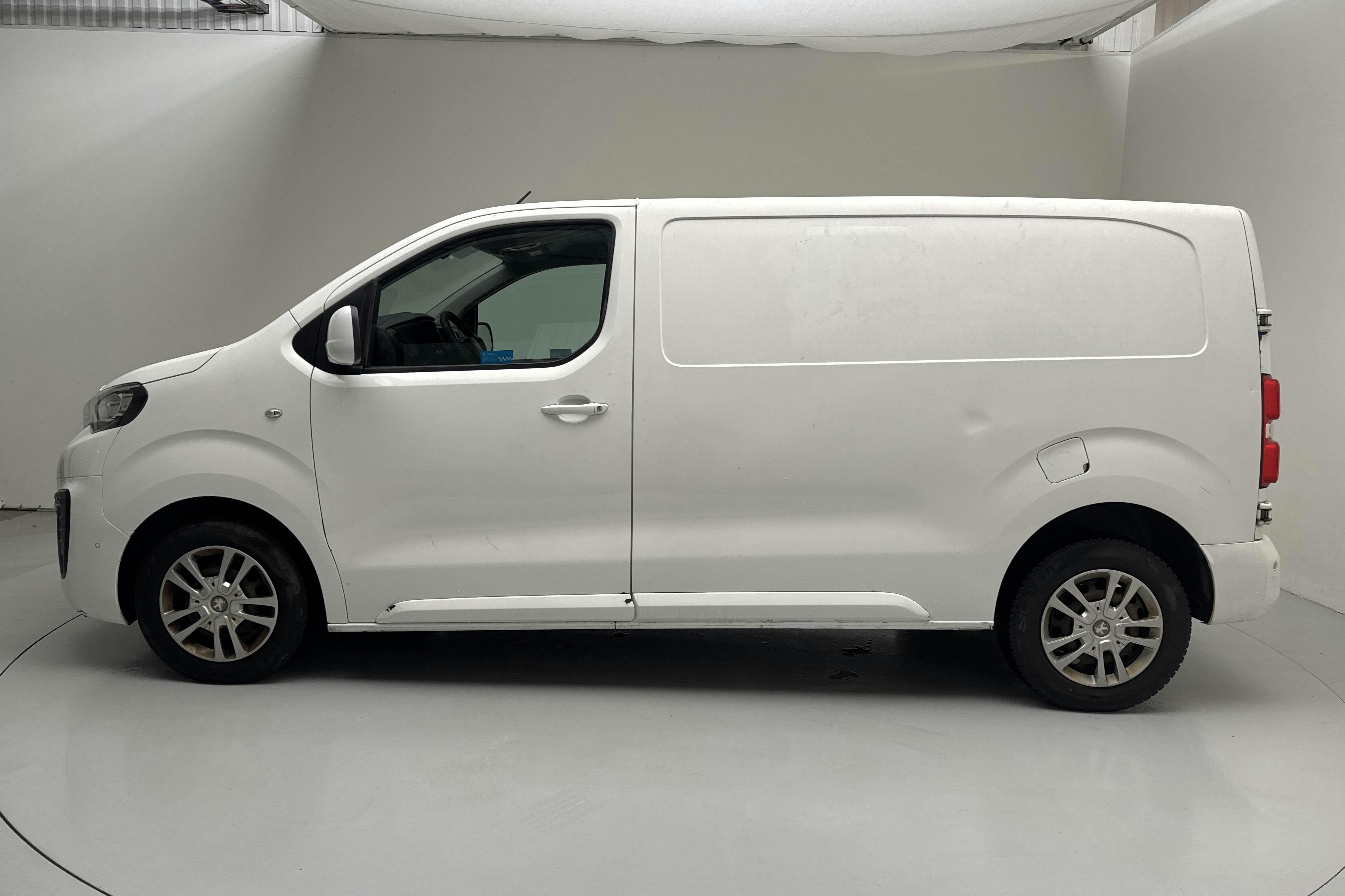 Presentationsfoto 2 av 12: Peugeot Expert BlueHDi Skåp (95hk) - 15 065 mil - Automat - vit - 2016