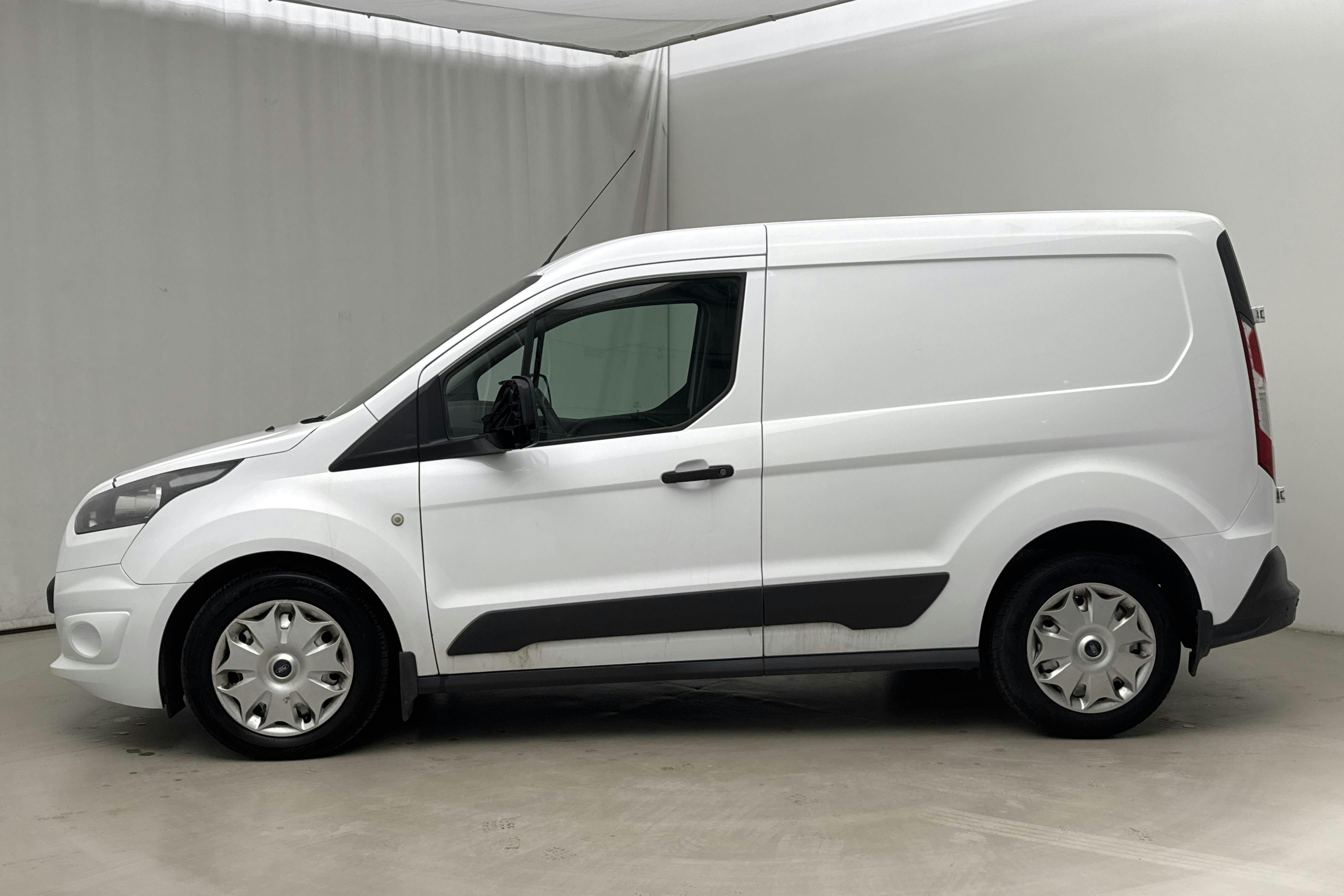 Presentation photo 2 of 13: Ford Transit Connect 1.6 TDCi (95hk) - 131 980 km - Manual - white - 2014