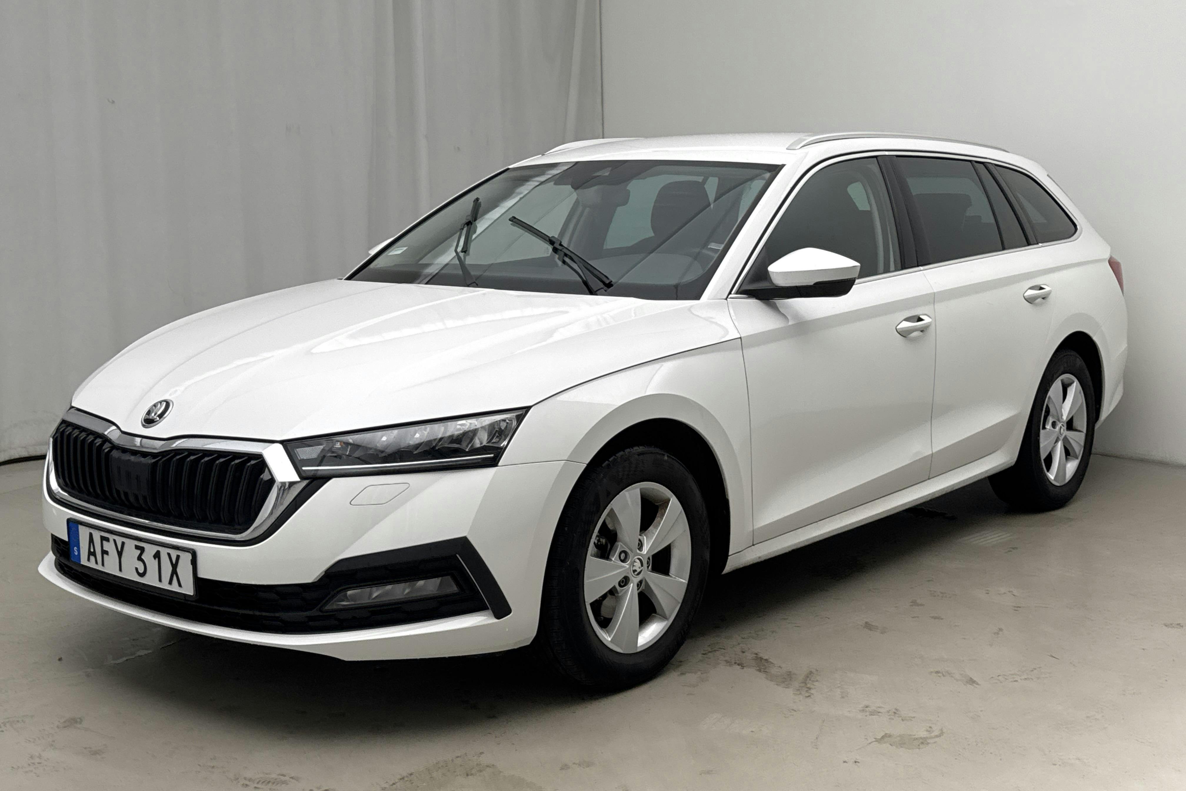 Skoda Octavia G-TEC 1.5 TSI Combi (130hk) - 47 960 km - Automaatne - valge - 2022
