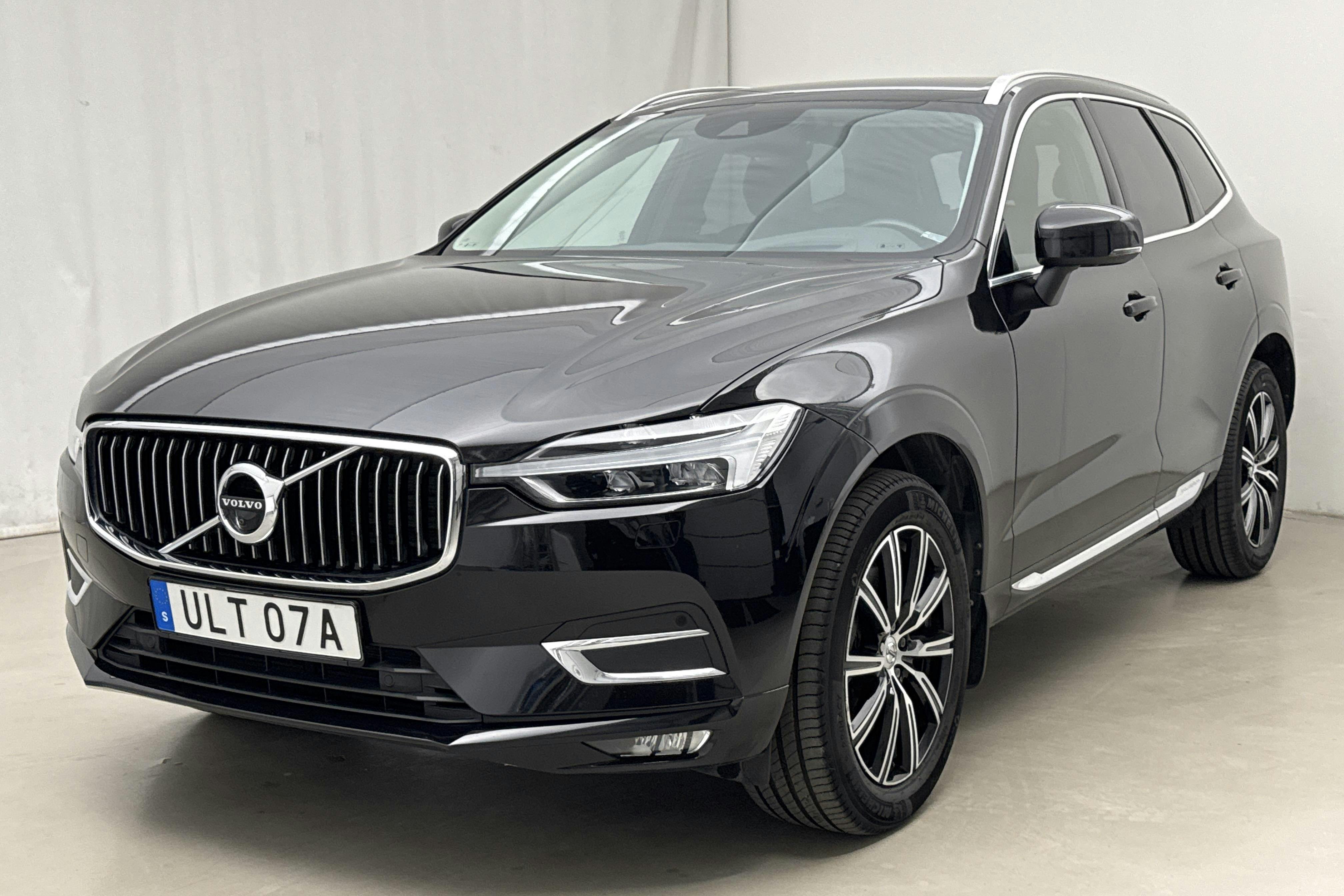 Volvo XC60 B4 AWD Mildhybrid, Diesel (197hk) - 51 750 km - Automaattinen - musta - 2020