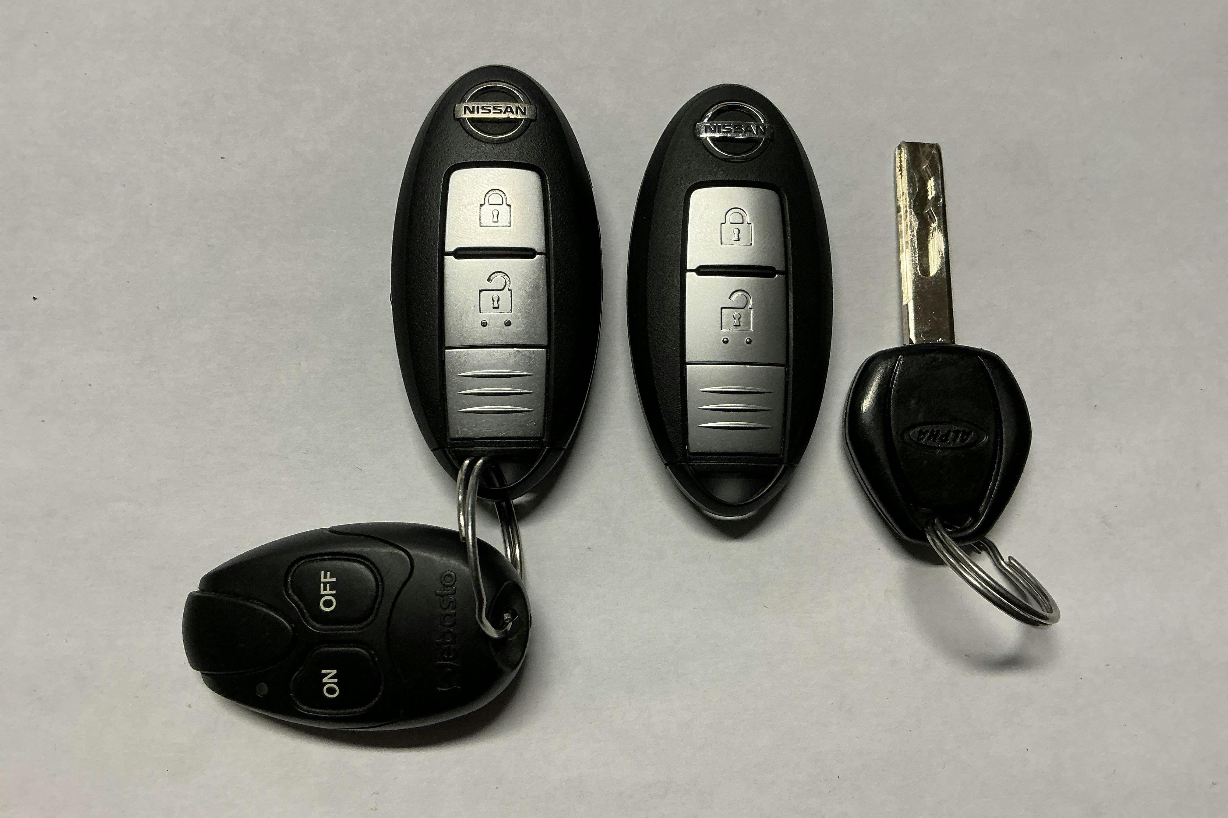 Esittelykuva 21 osoitteesta 21: Nissan Navara 2.3 dCi 4x4 (190hk) - 181 460 km - Automaattinen - valkoinen - 2019