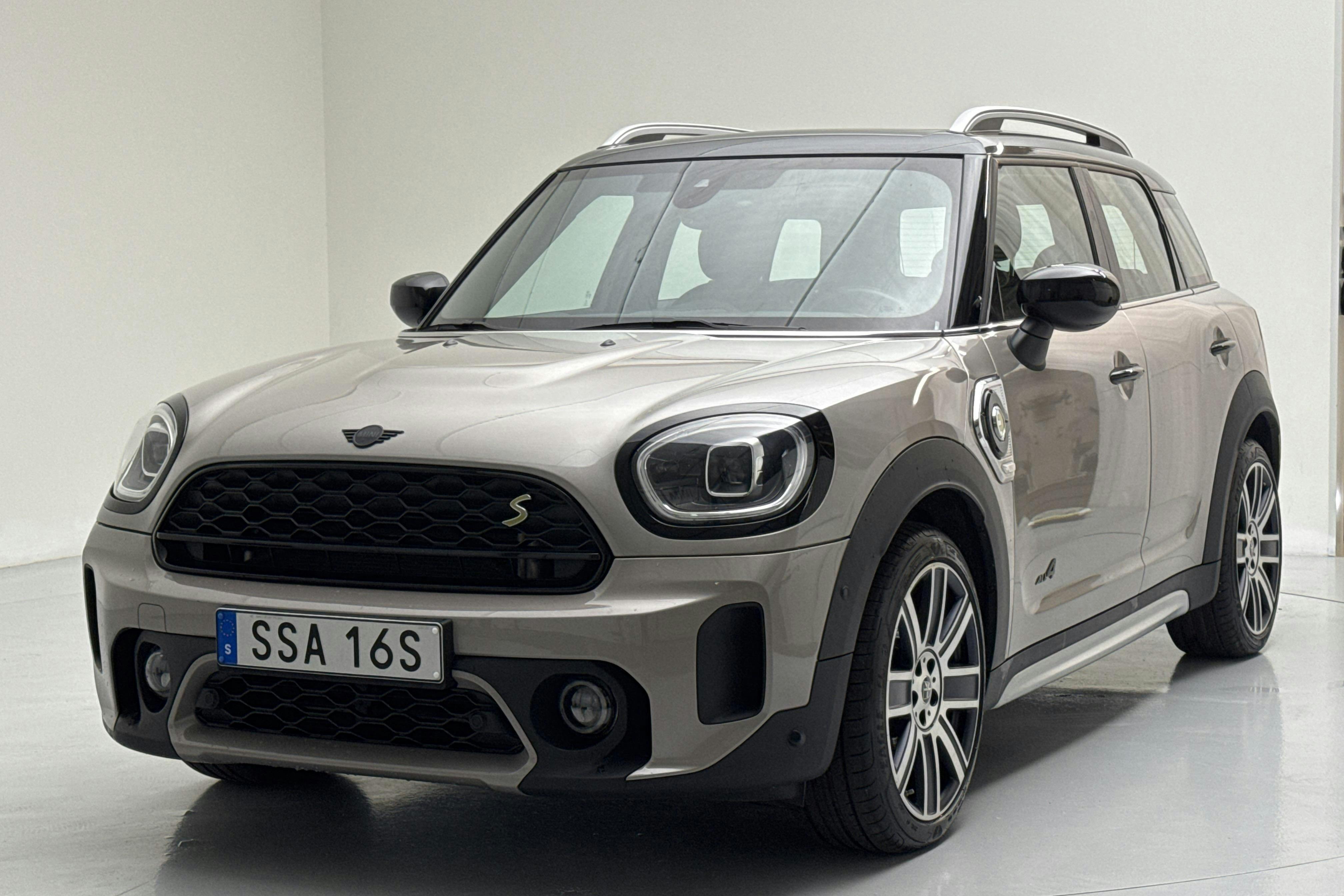MINI Cooper S E ALL4 Countryman 10,0kWh, F60 LCI (224hk) - 38 360 km - Automaatne - hall - 2023