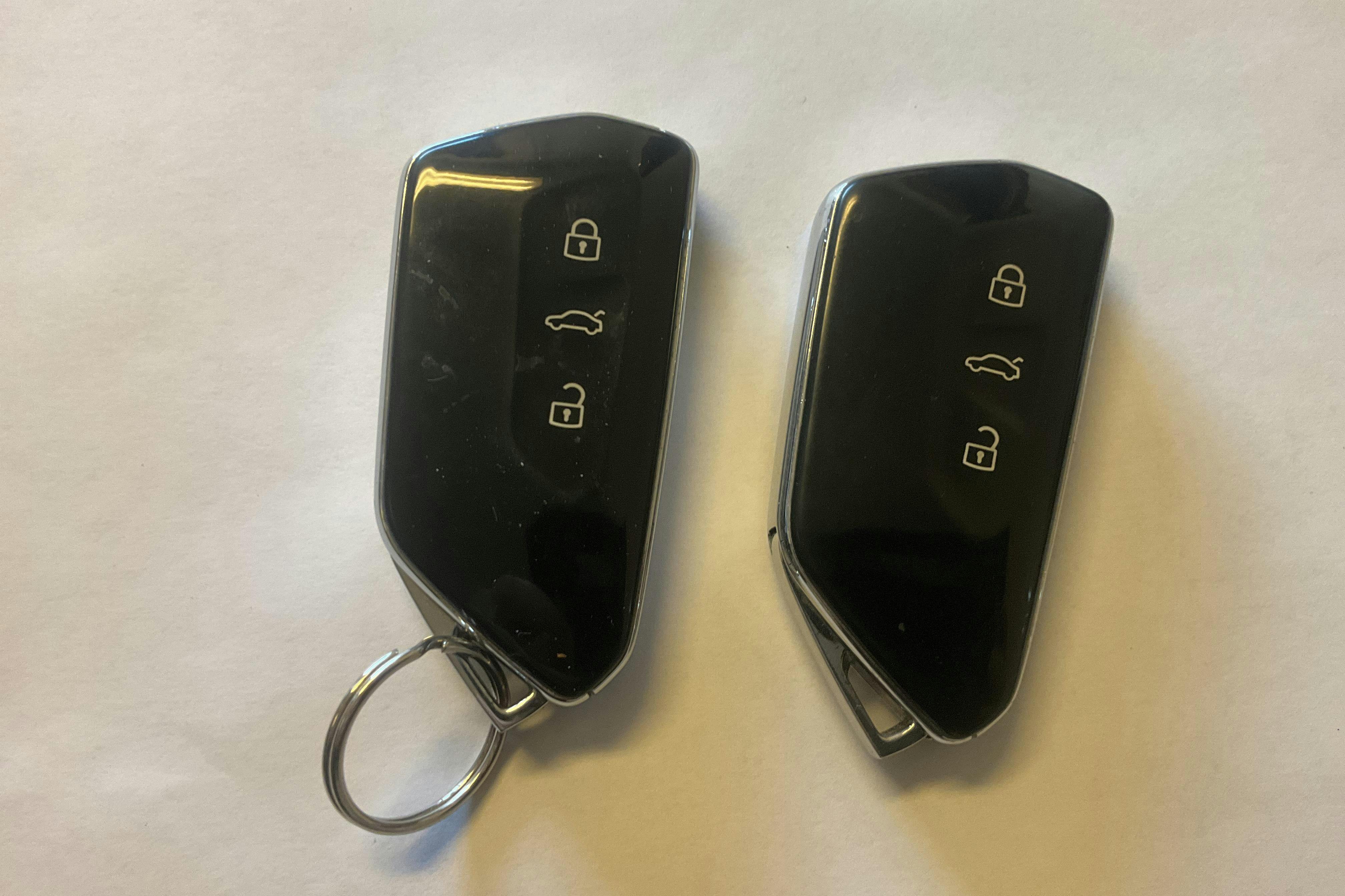 Presentation photo 24 of 24: VW ID.4 77kWh (204hk) - 339 200 km - Automatic - white - 2021