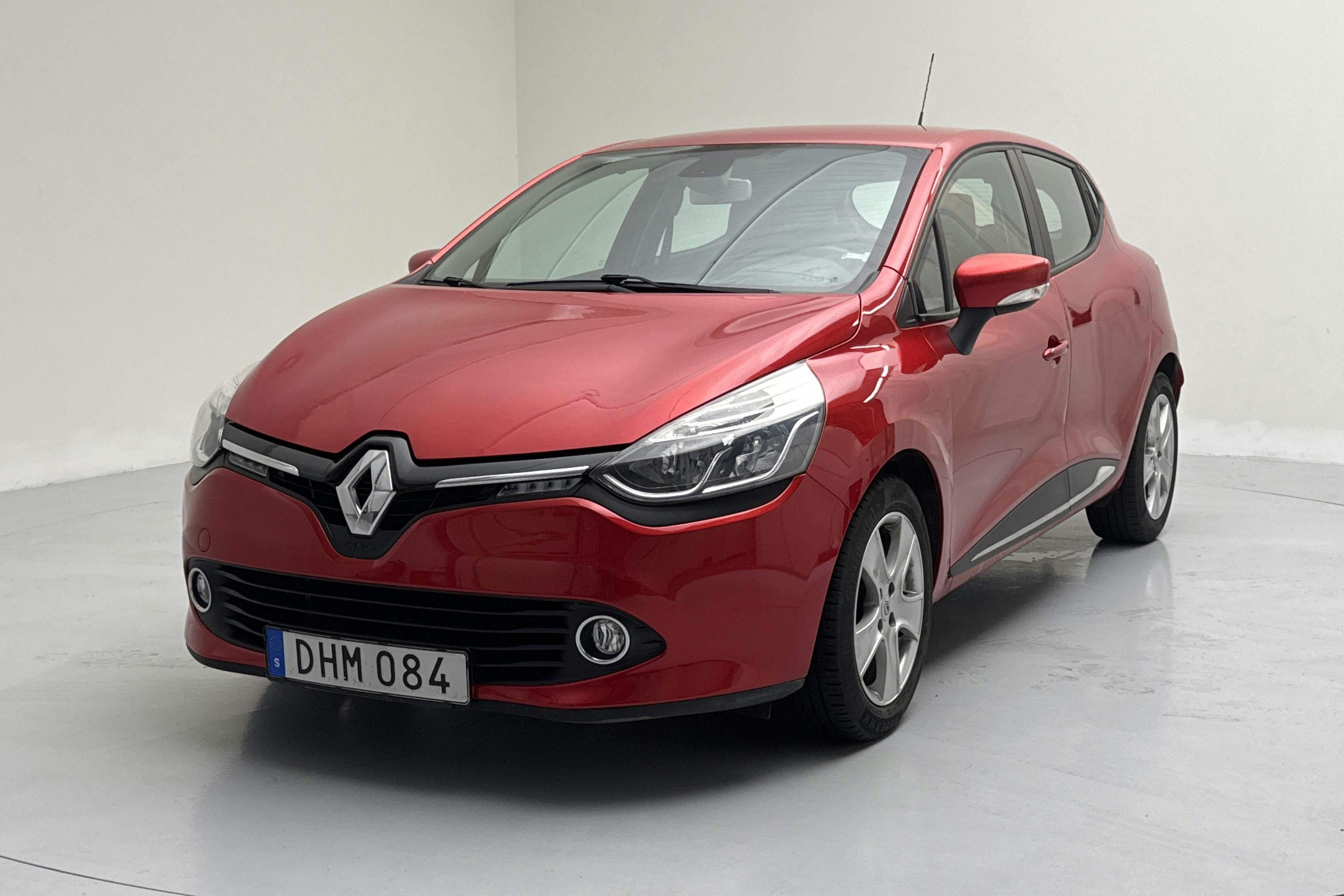 Renault Clio IV 0.9 TCe 90 5dr (90hk) - 65 600 km - Manual - red - 2016