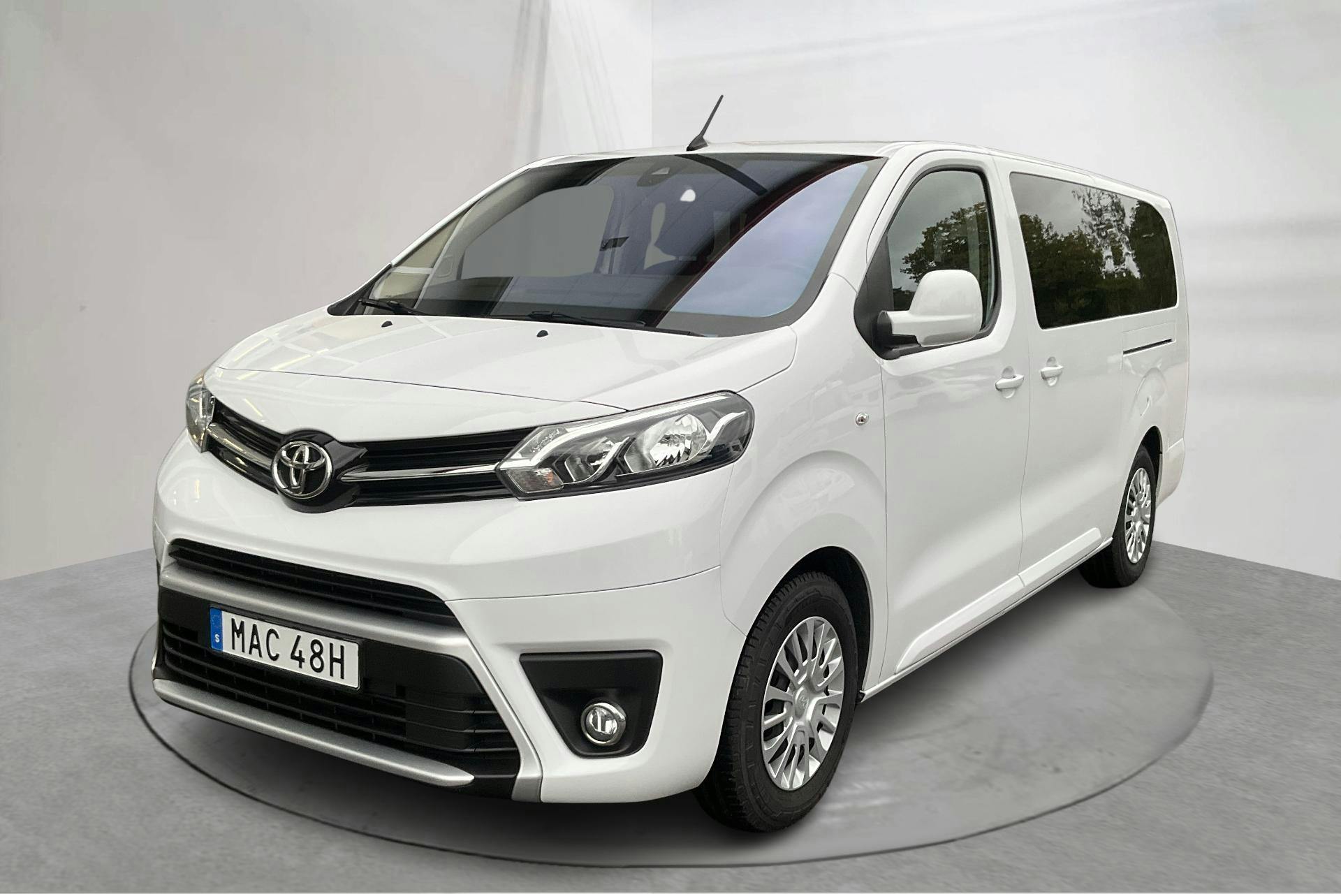 Toyota PROACE Verso 2.0D (140hk) - 25 980 km - Manual - white - 2024