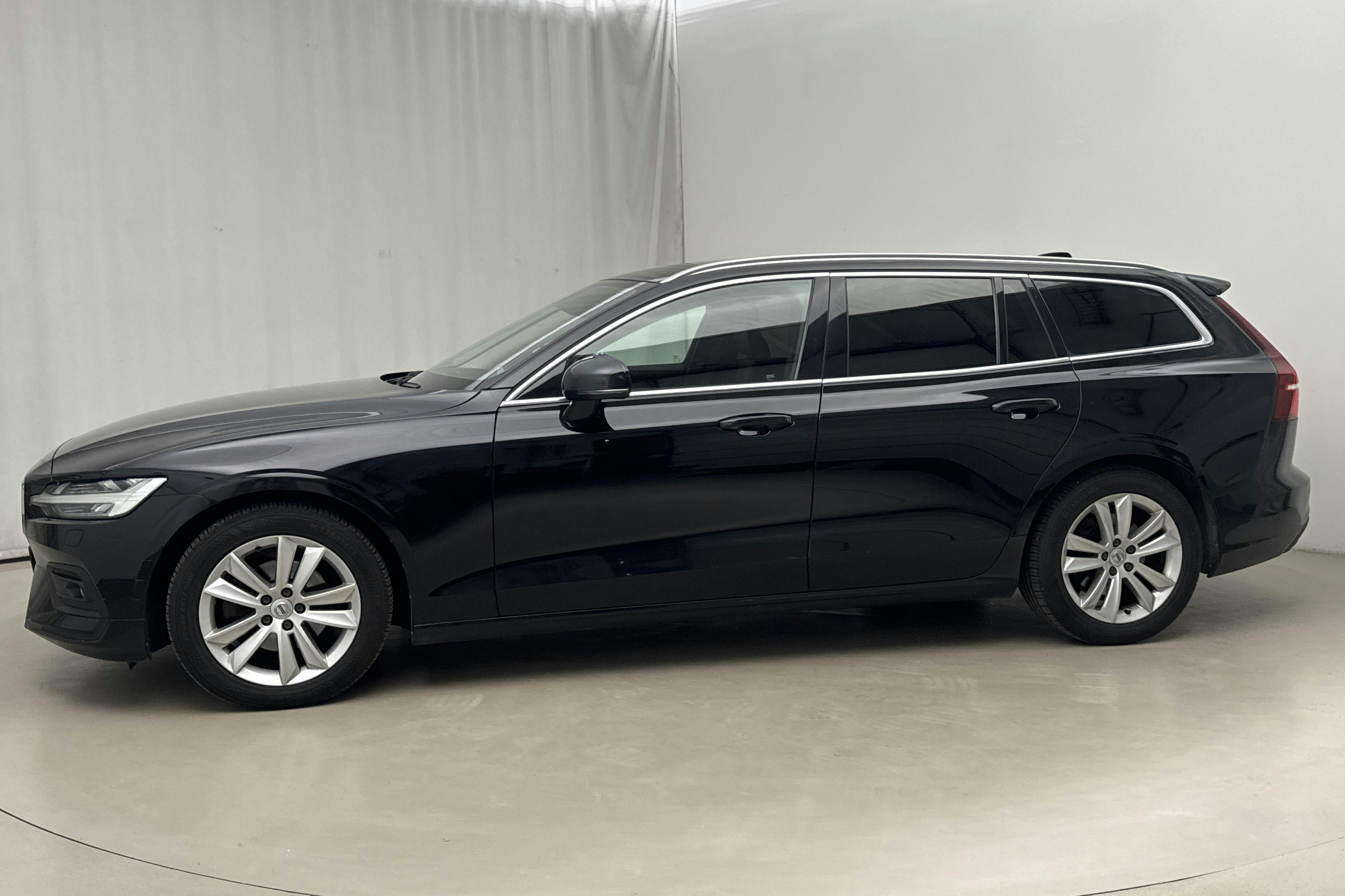 Presentation photo 2 of 21: Volvo V60 D4 AWD (190hk) - 161 550 km - Automatic - black - 2020