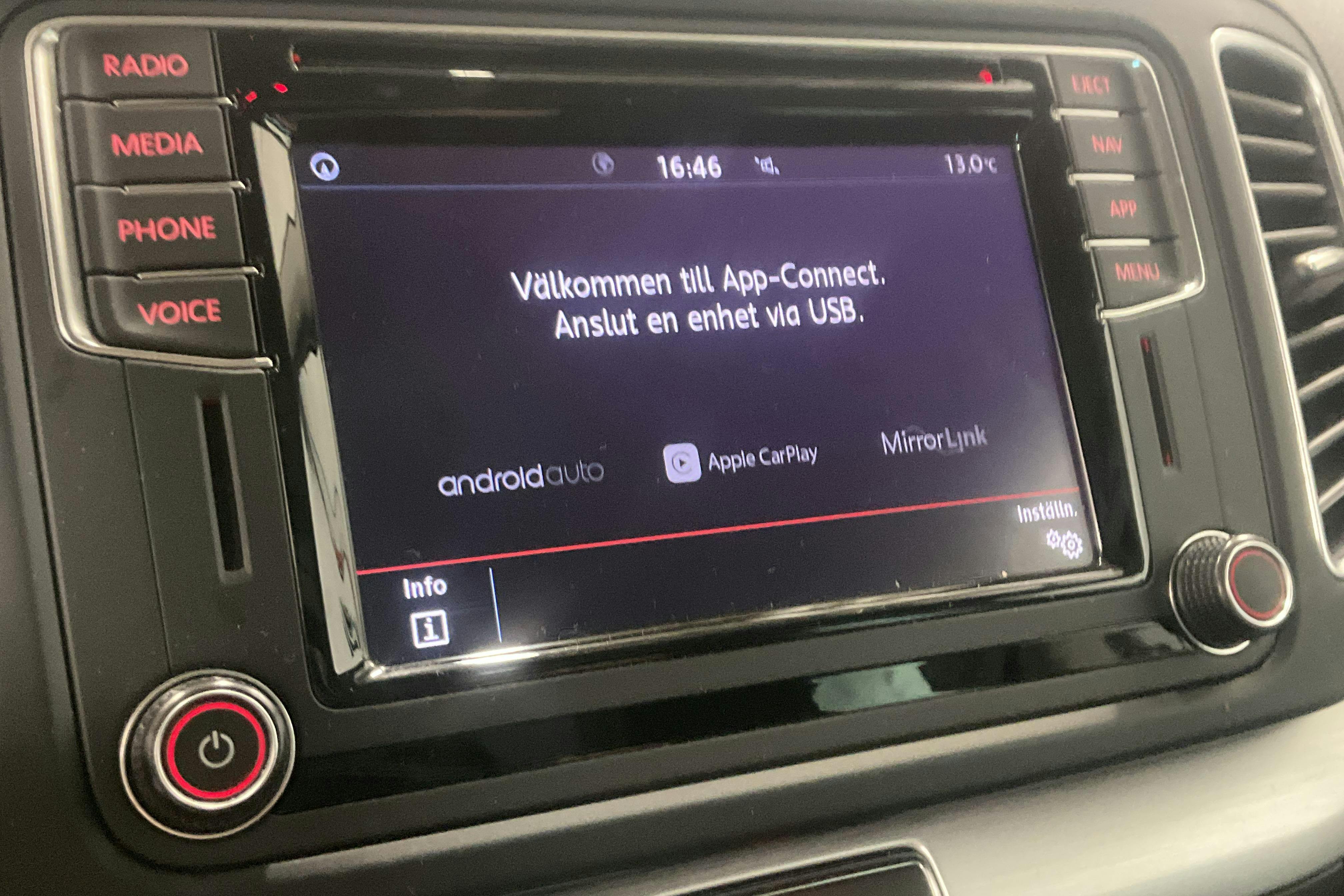 Presentationsfoto 16 av 16: VW Sharan 1.4 TSI (150hk) - 4 060 mil - Automat - silver - 2021