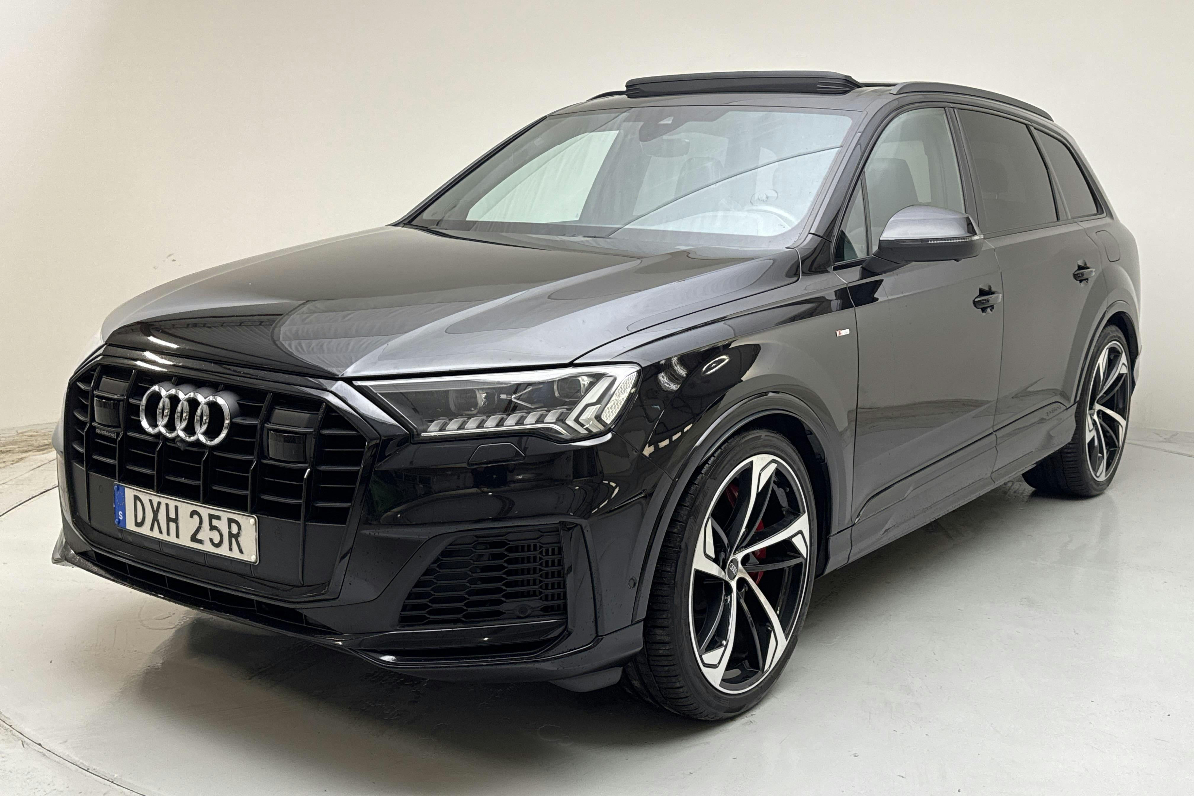Audi Q7 60 TFSI e quattro LCI (456hk) - 104 130 km - Automaatne - must - 2021