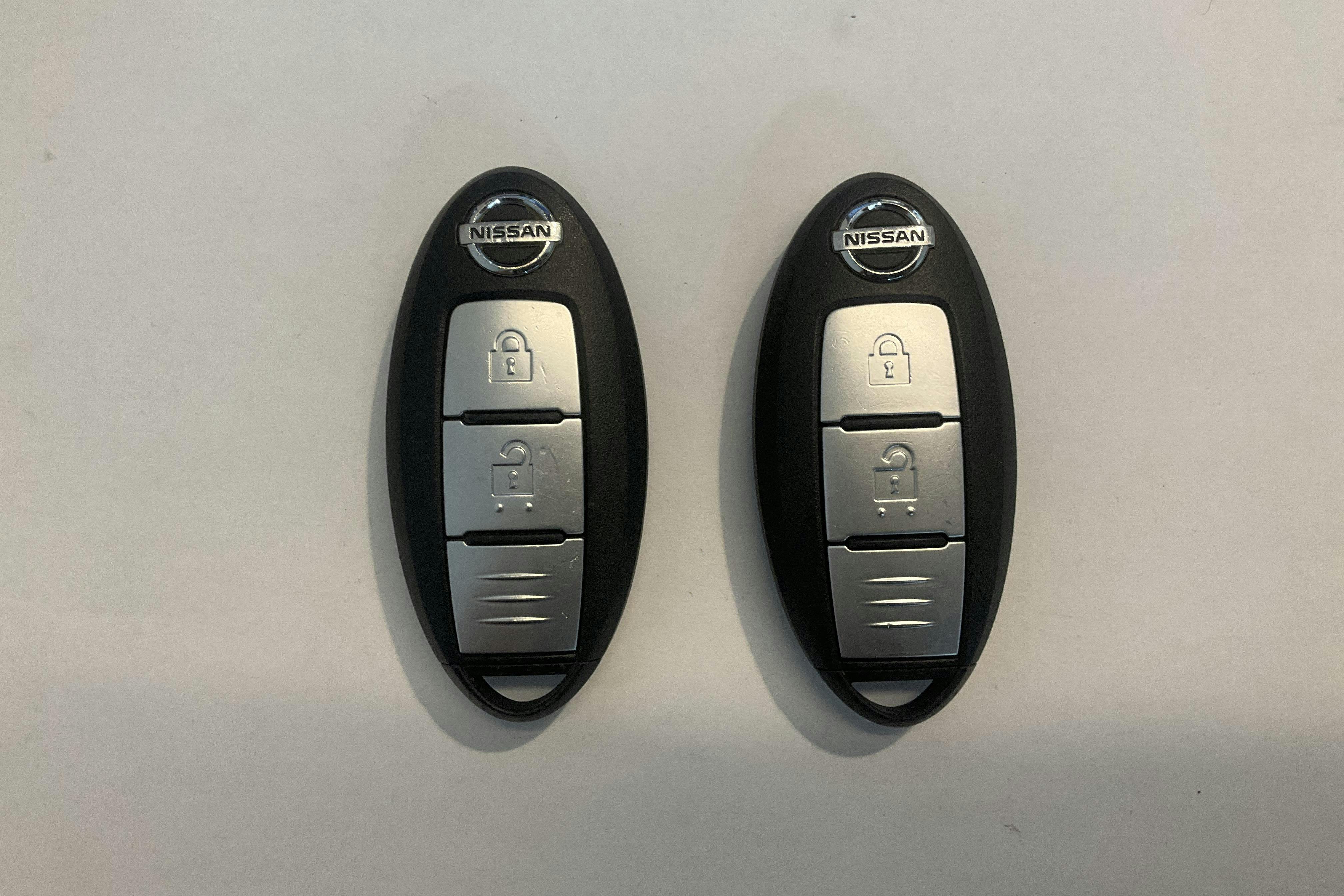 Presentation photo 14 of 14: Nissan Qashqai 1.2 DIG-T (115hk) - 120 150 km - Automatic - white - 2018