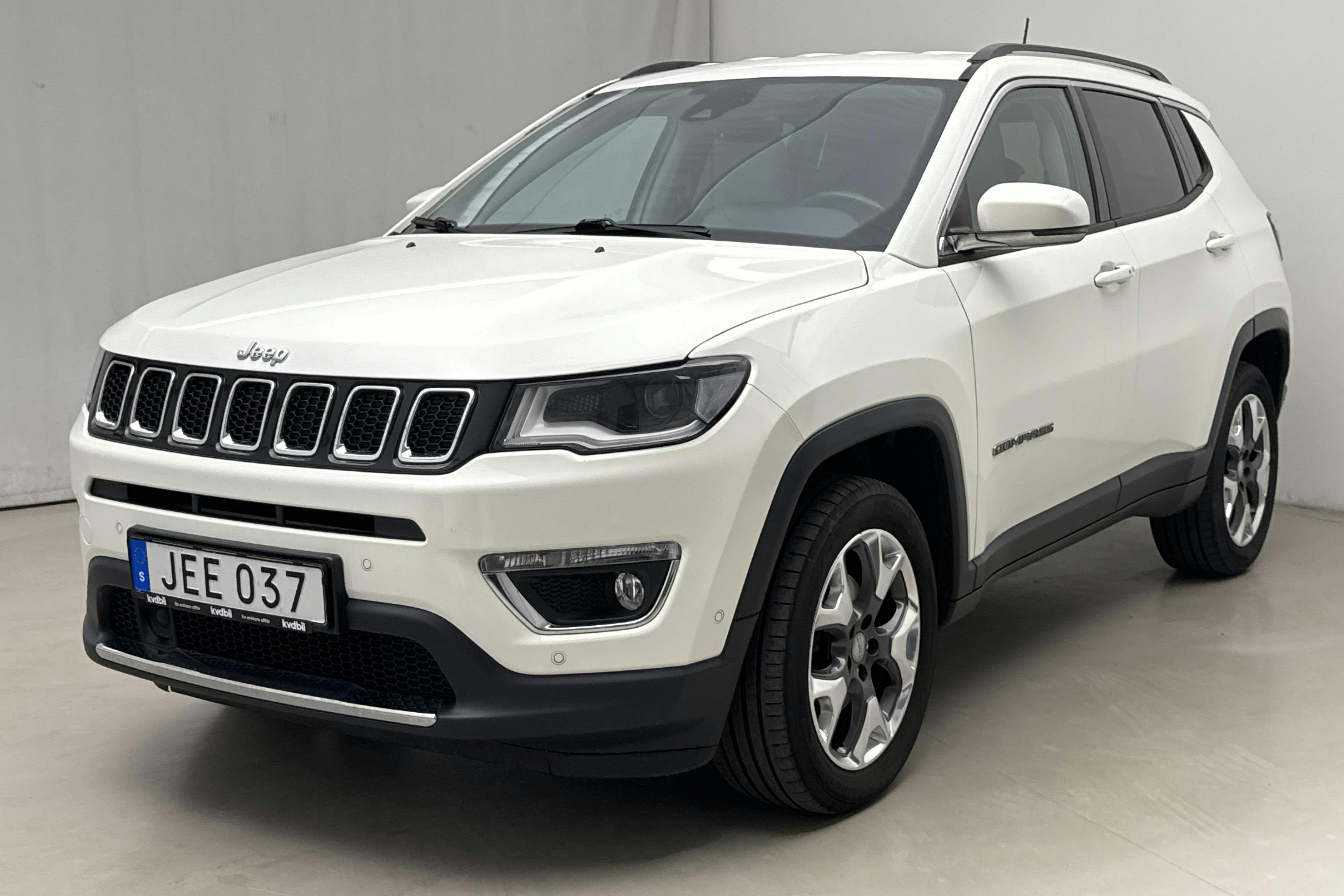 Jeep Compass 1.4 Multiair 4WD (170hk) - 105 210 km - Automaatne - valge - 2018