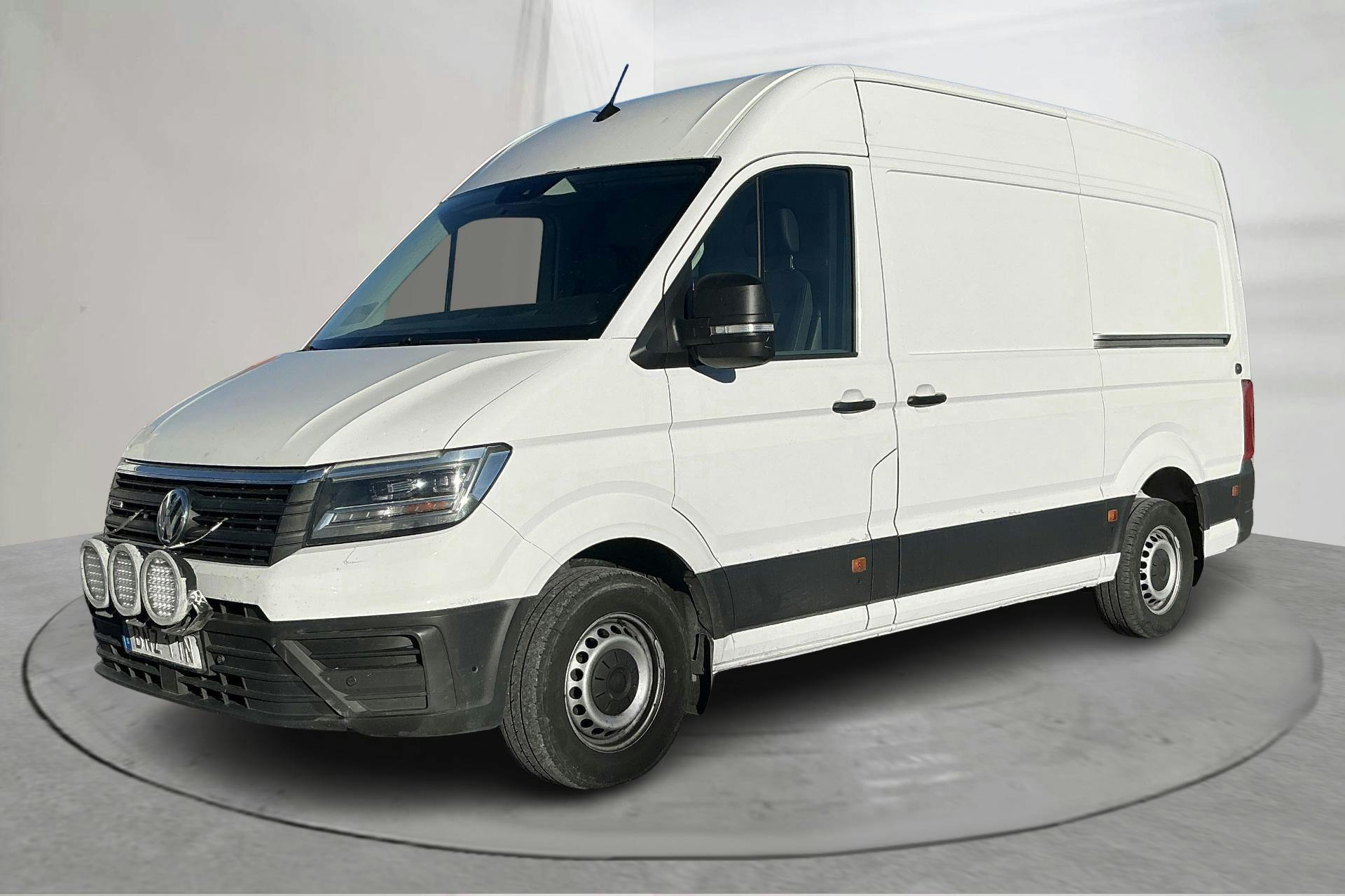 Presentationsfoto 1 av 16: VW Crafter 35 2.0 TDI Skåp 4Motion (177hk) - 29 106 mil - Manuell - vit - 2019