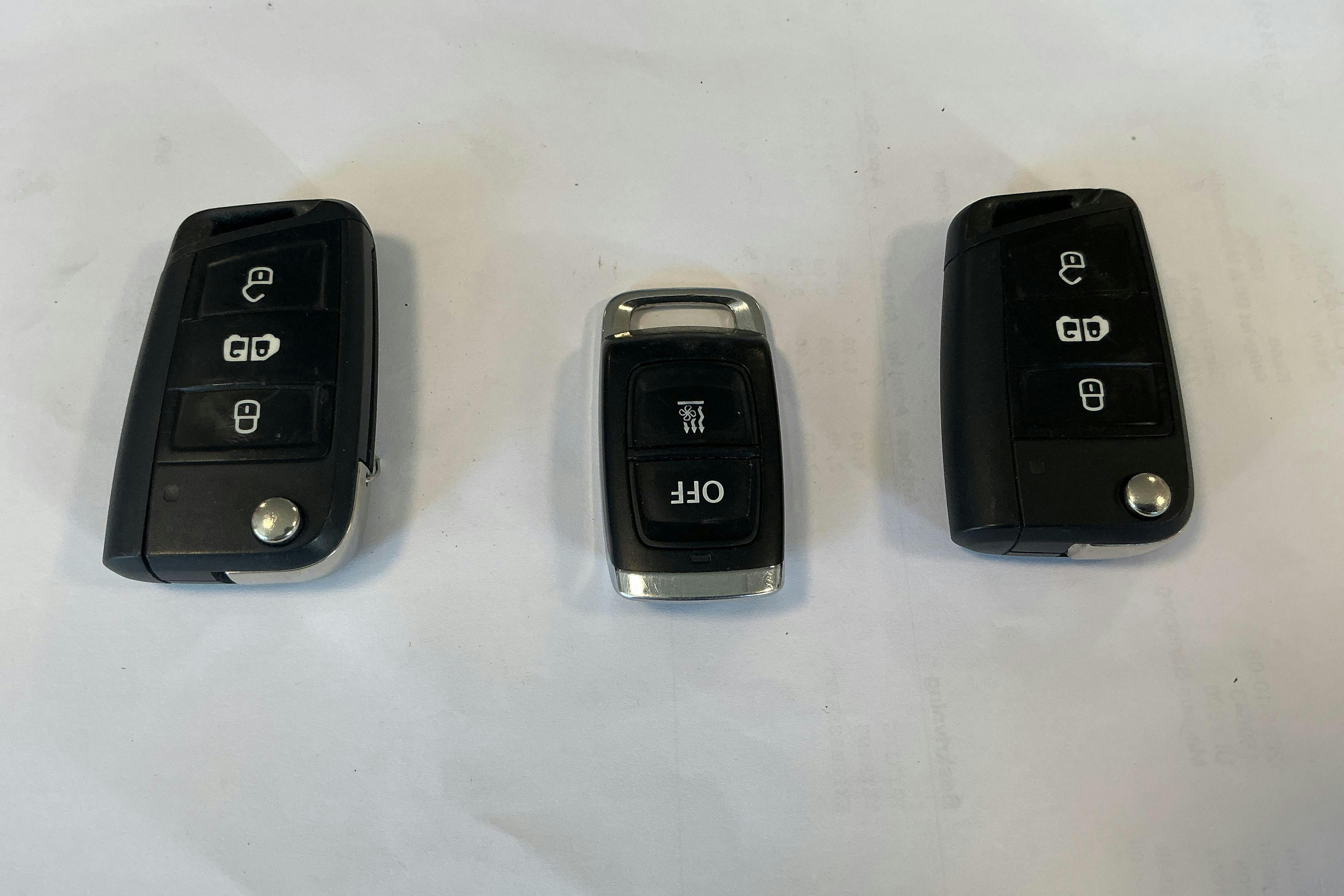 Presentationsfoto 16 av 16: VW Crafter 35 2.0 TDI Skåp 4Motion (177hk) - 29 106 mil - Manuell - vit - 2019