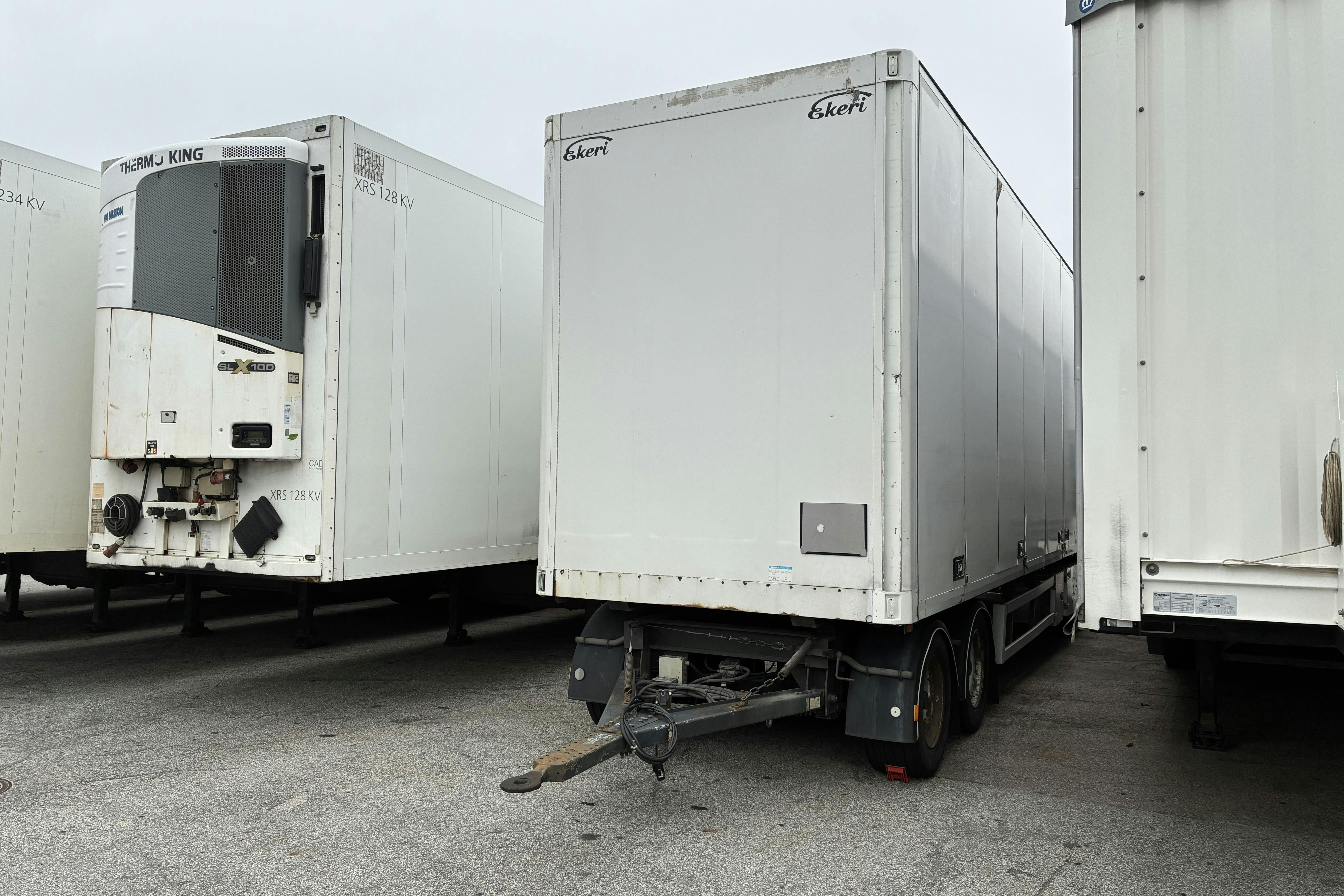 Esitlusfoto 1 aadressil 32: EKERI S8 - 0 km - valge - 2012