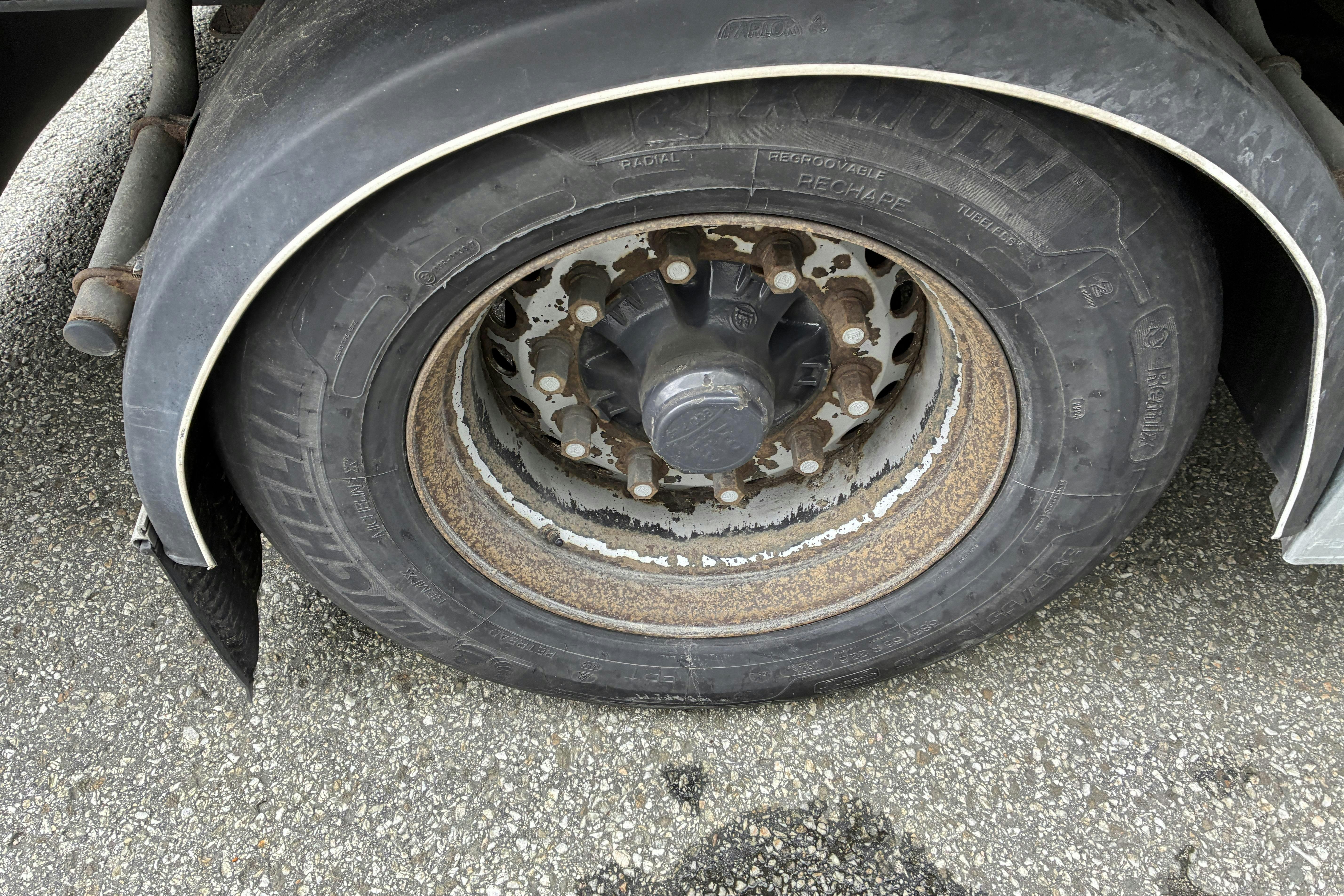 Esitlusfoto 32 aadressil 32: EKERI S8 - 0 km - valge - 2012