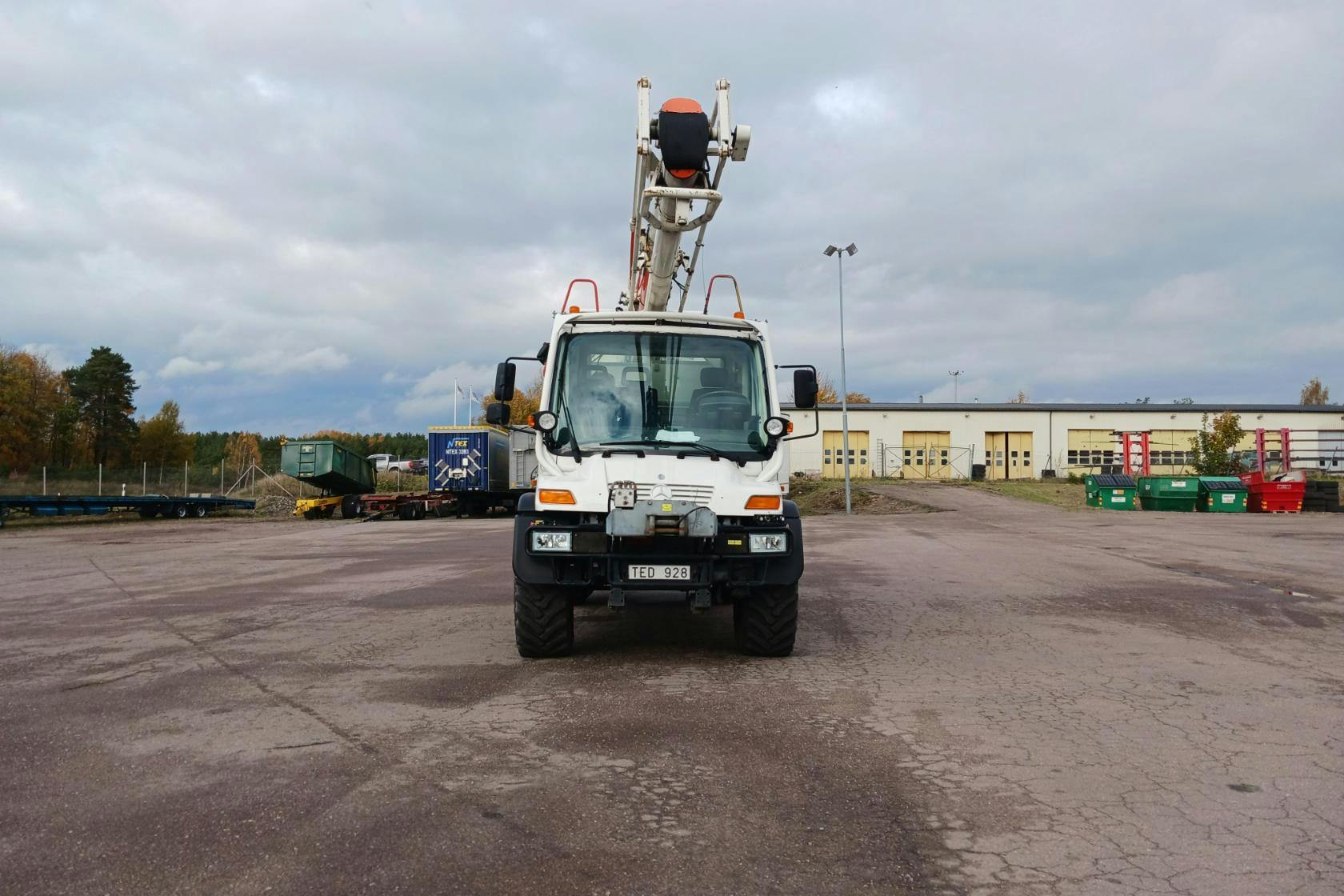 Presentationsfoto 2 av 46: UNIMOG U 500 405.220 - 207 265 km - Manuell - 2002
