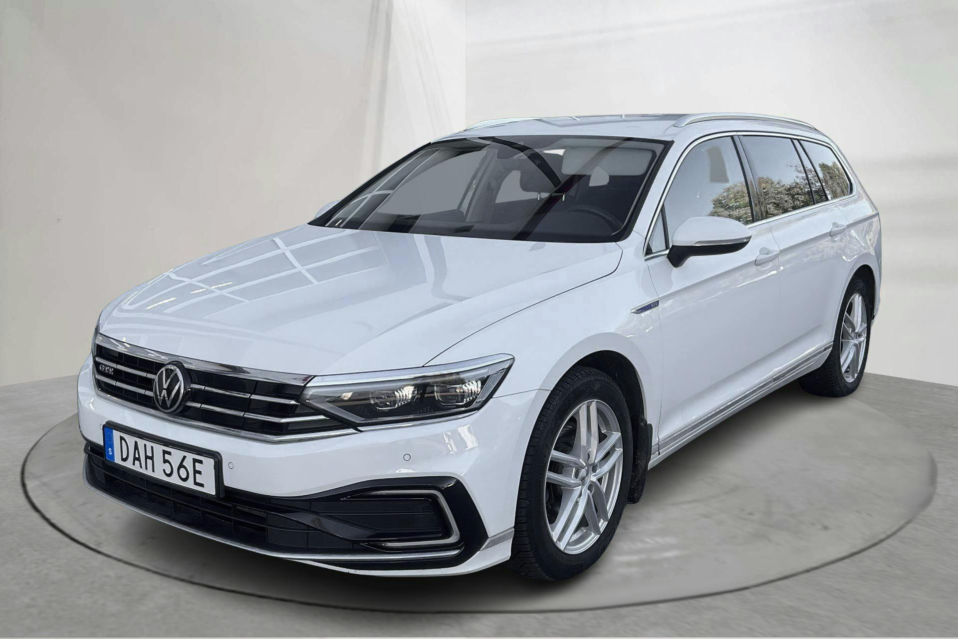 VW Passat 1.4 GTE Sportscombi (218hk) - 65 550 km - Automaattinen - valkoinen - 2021