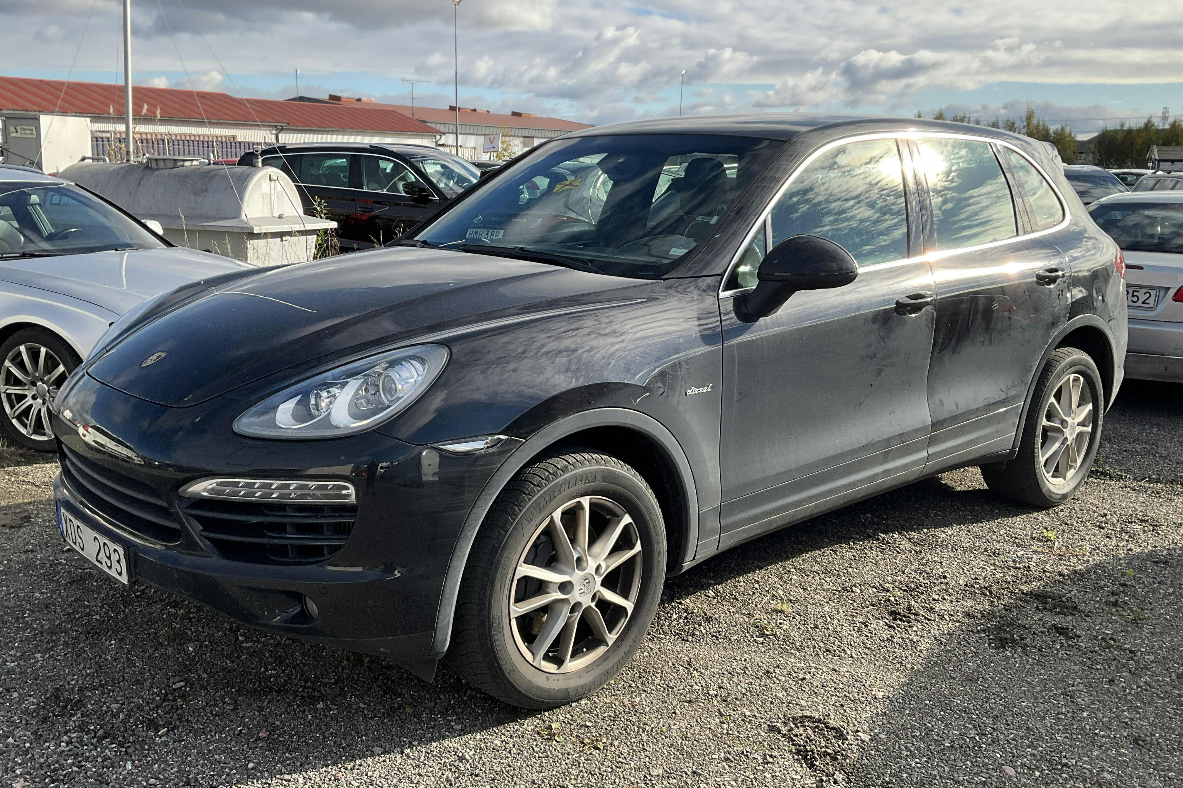 Porsche Cayenne Diesel 3.0 (245hk) - 20 184 mil - Automat - svart - 2012