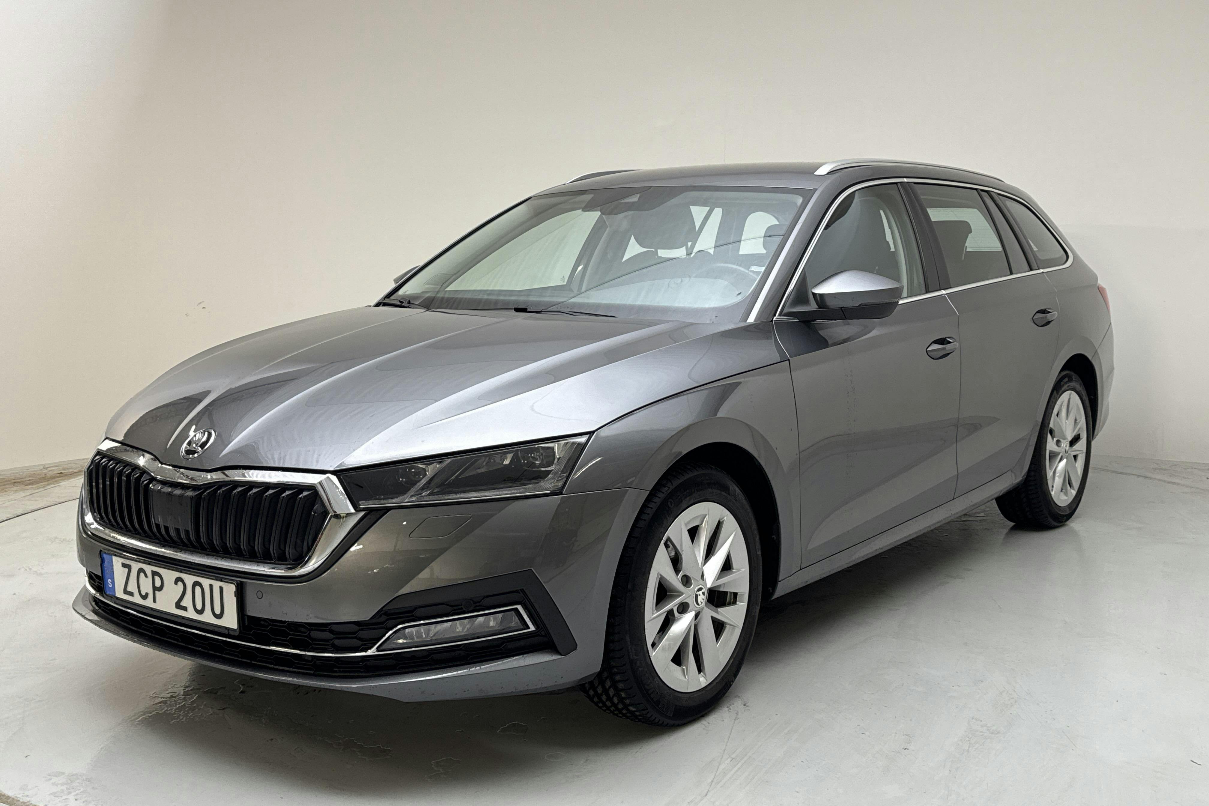 Skoda Octavia TSI e-Tec mHEV Combi (110hk) - 44 700 km - Automaatne - hall - 2022