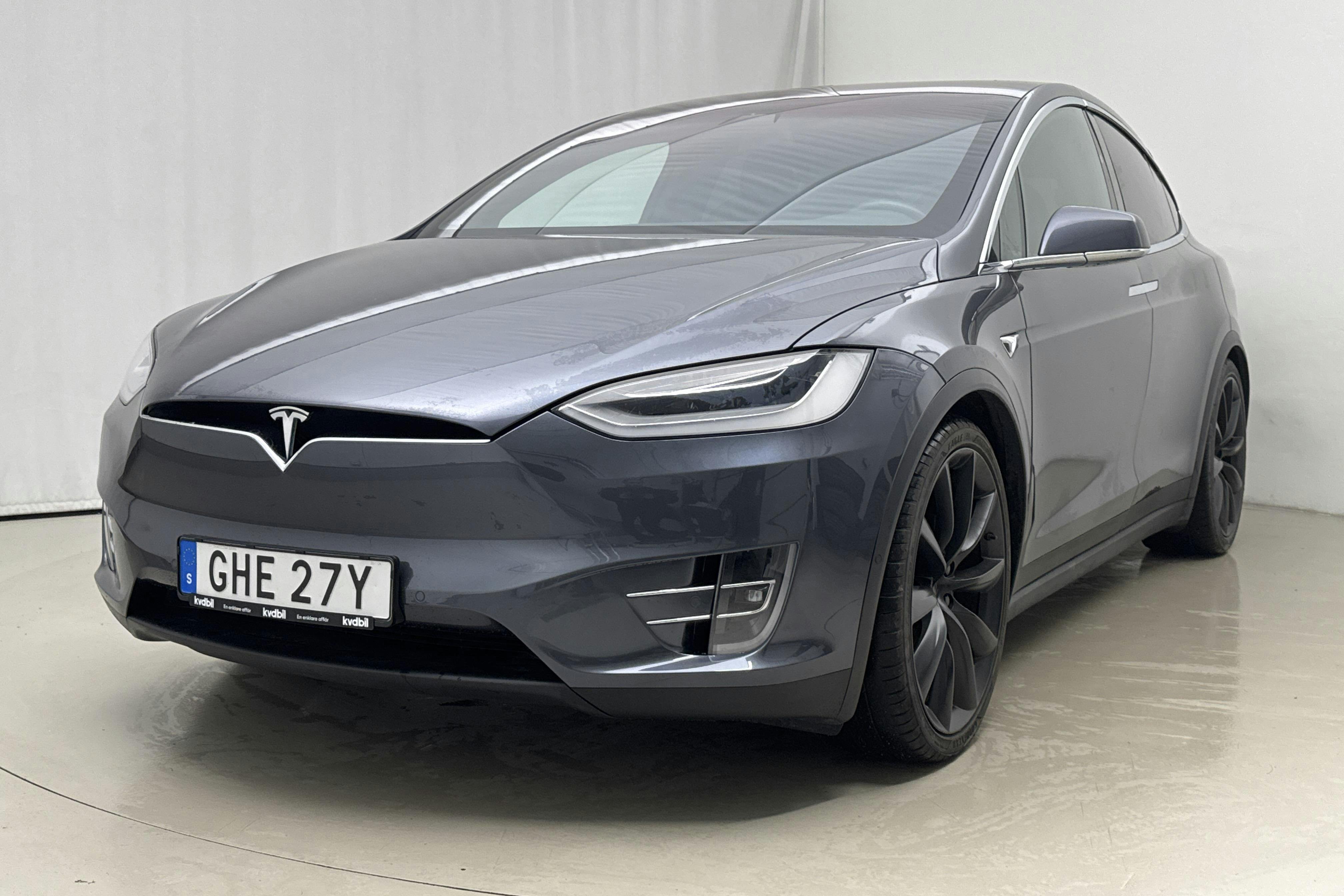 Presentation photo 1 of 19: Tesla Model X Dual Motor Long Range AWD - 69 270 km - Automatic - gray - 2021