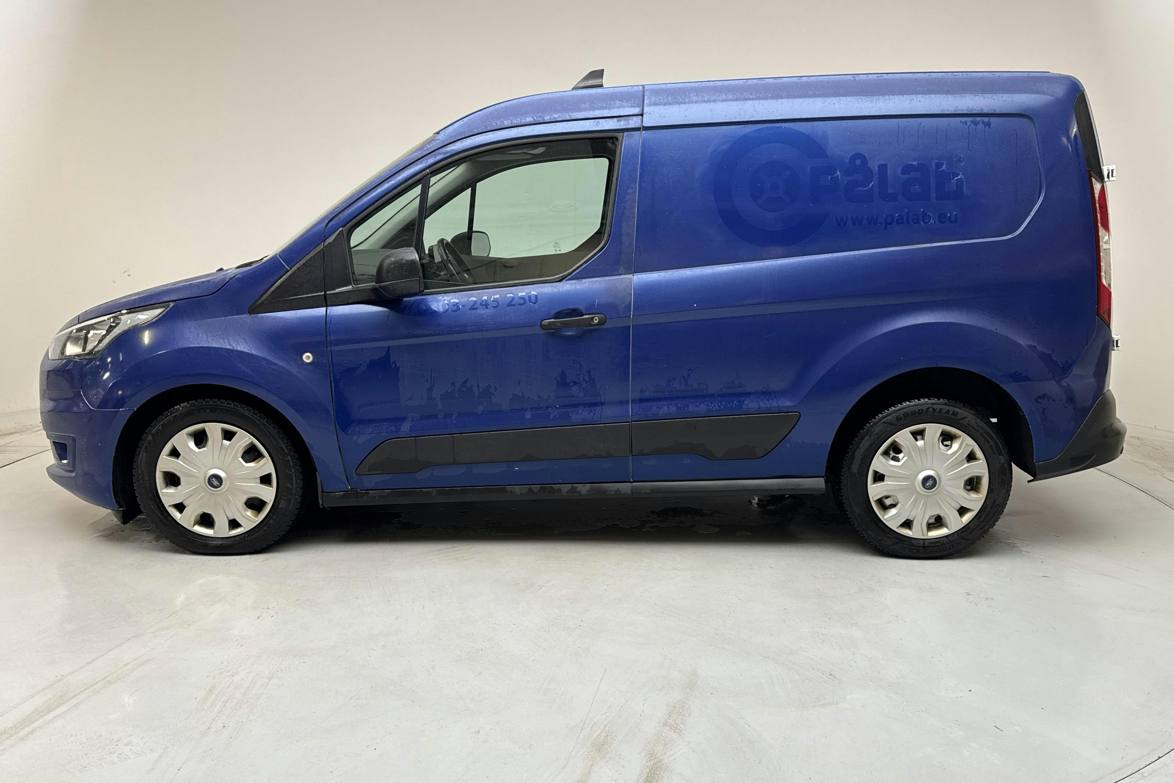 Esitlusfoto 2 aadressil 13: Ford Transit Connect 1.5 EcoBlue (100hk) - 165 490 km - Automaatne - valge - 2021