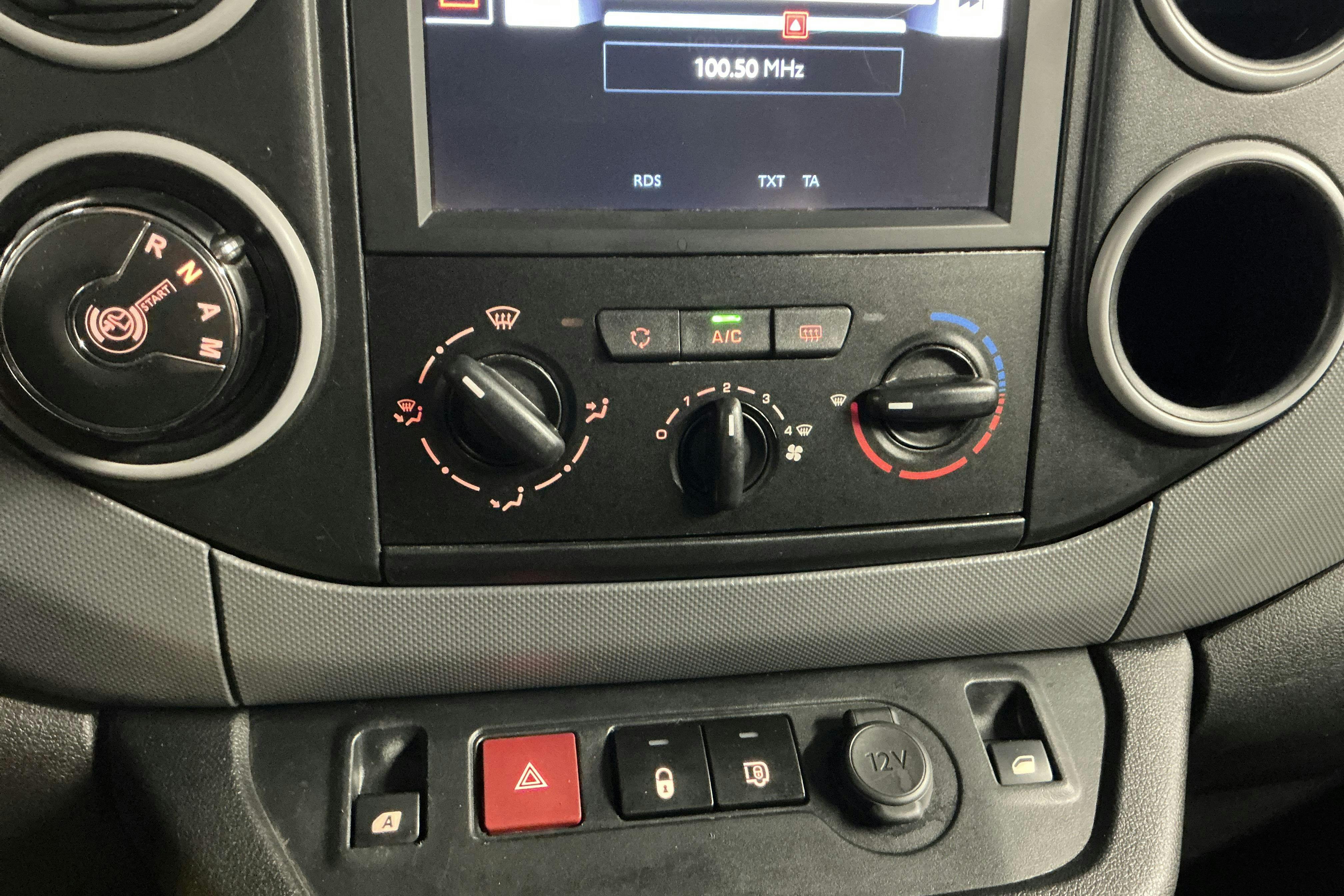 Presentation photo 13 of 13: Citroën Berlingo 1.6 BlueHDi Skåp (100hk) - 181 750 km - Automatic - white - 2016