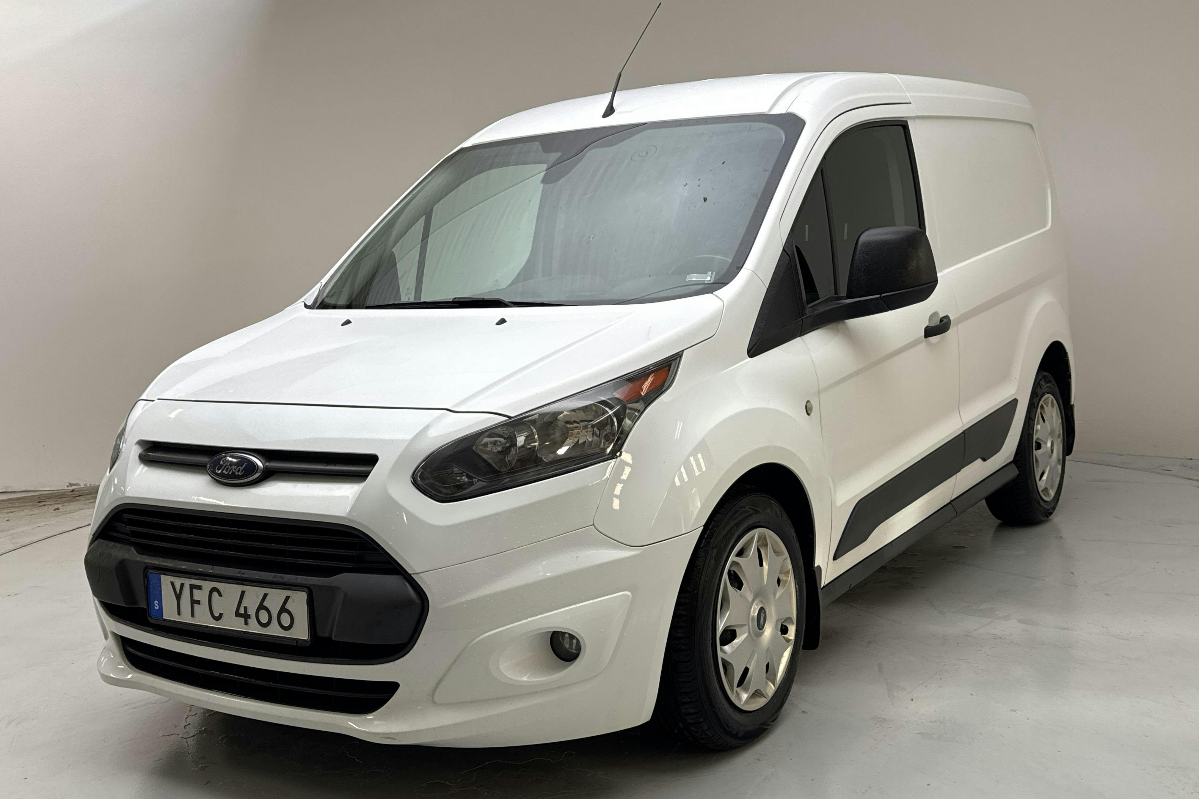 Presentationsfoto 1 av 12: Ford Transit Connect 1.5 TDCi (100hk) - 11 288 mil - Manuell - vit - 2016