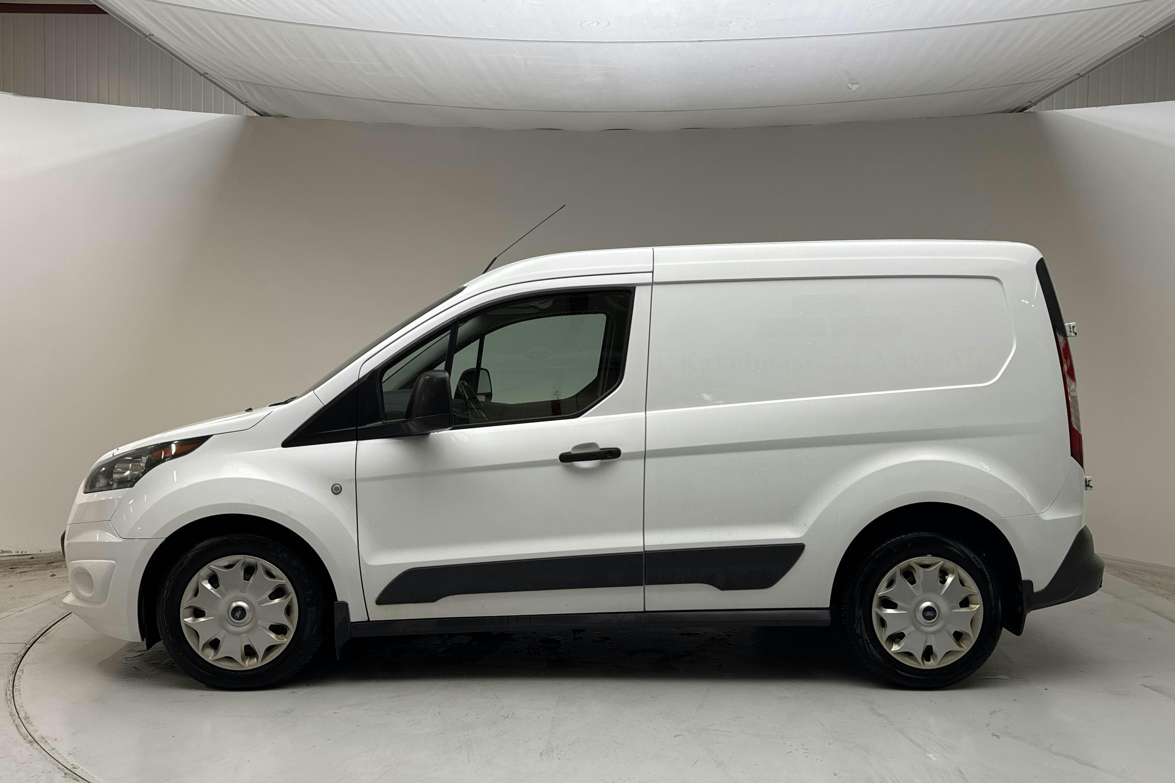 Presentationsfoto 2 av 12: Ford Transit Connect 1.5 TDCi (100hk) - 11 288 mil - Manuell - vit - 2016