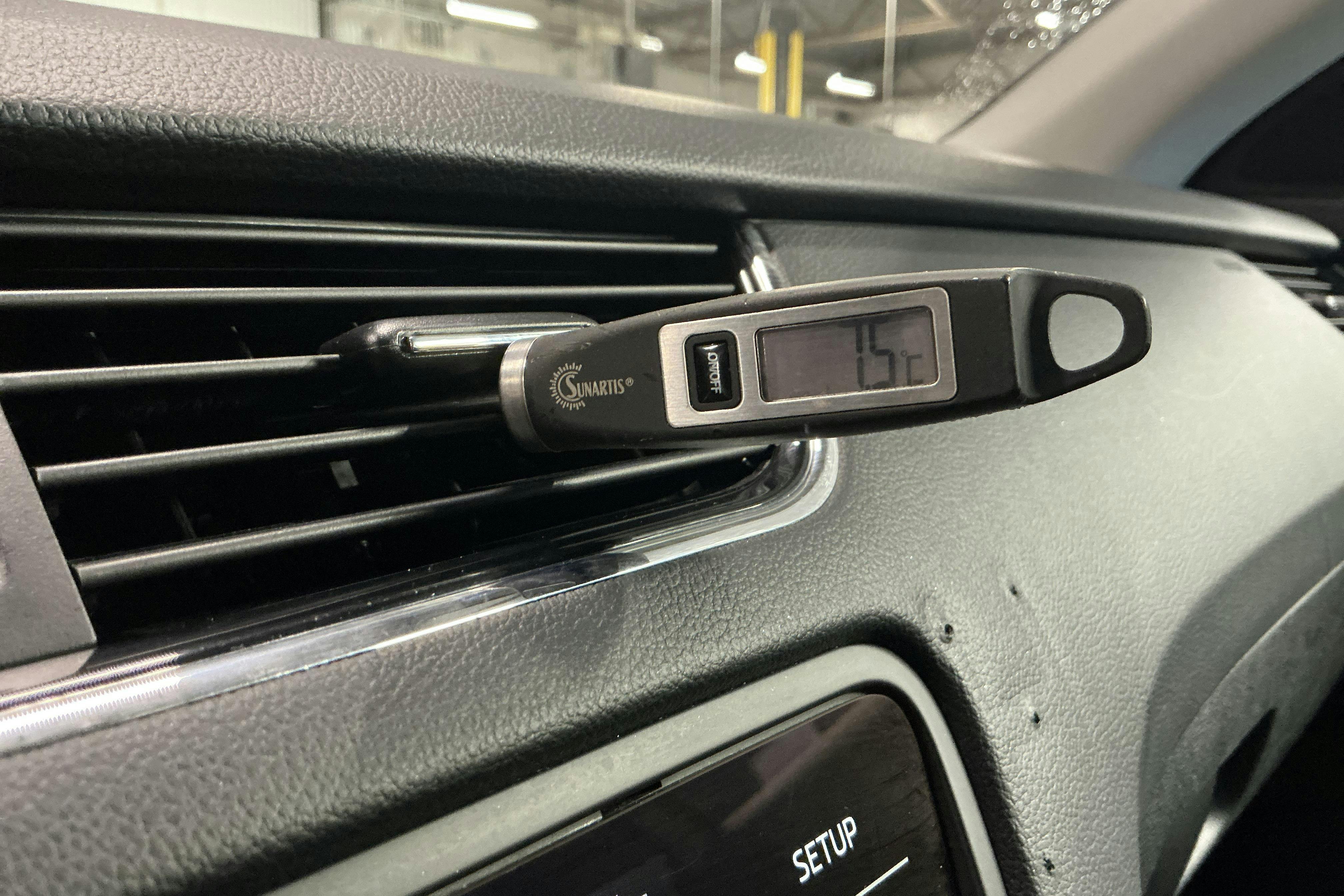 Esitlusfoto 12 aadressil 12: Skoda Octavia III 1.6 TDI Combi (115hk) - 165 790 km - Automaatne - valge - 2019