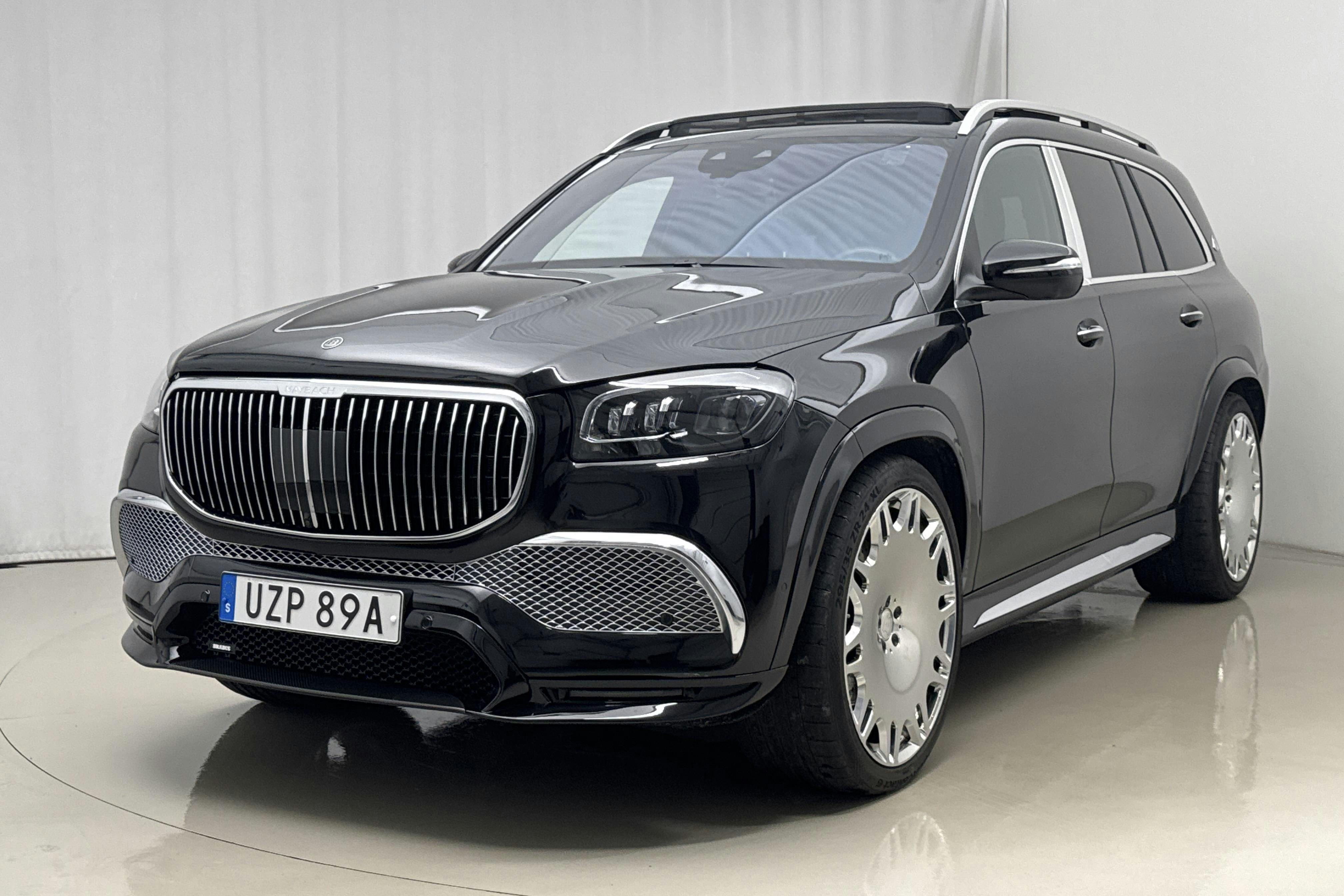 Presentation photo 1 of 48: Mercedes Maybach GLS 600 4MATIC X167 (557hk) - 13 730 km - Automatic - black - 2023