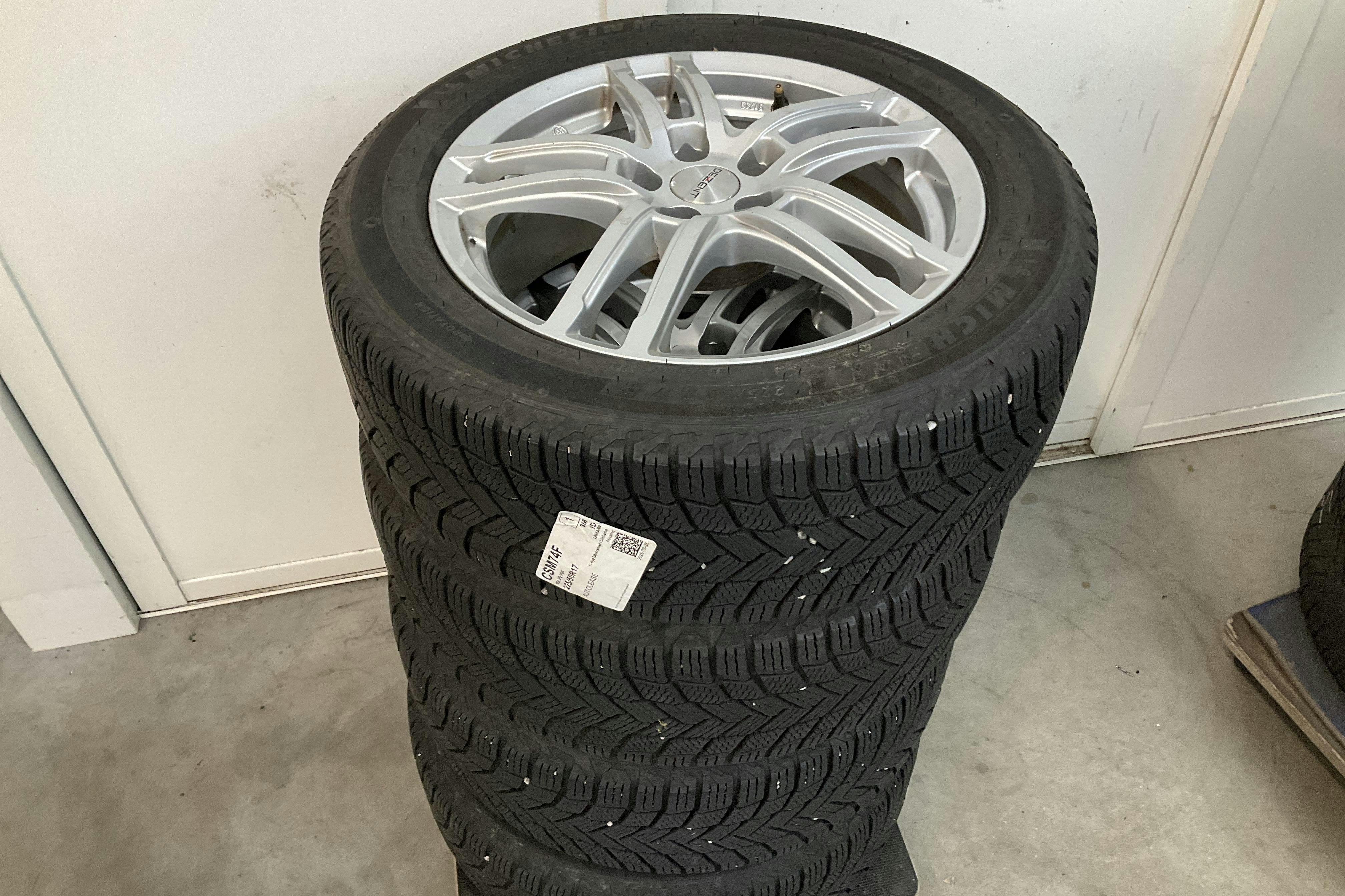 Presentation photo 14 of 14: Volvo V60 B4 Mildhybrid, Diesel (197hk) - 81 560 km - Automatic - black - 2022