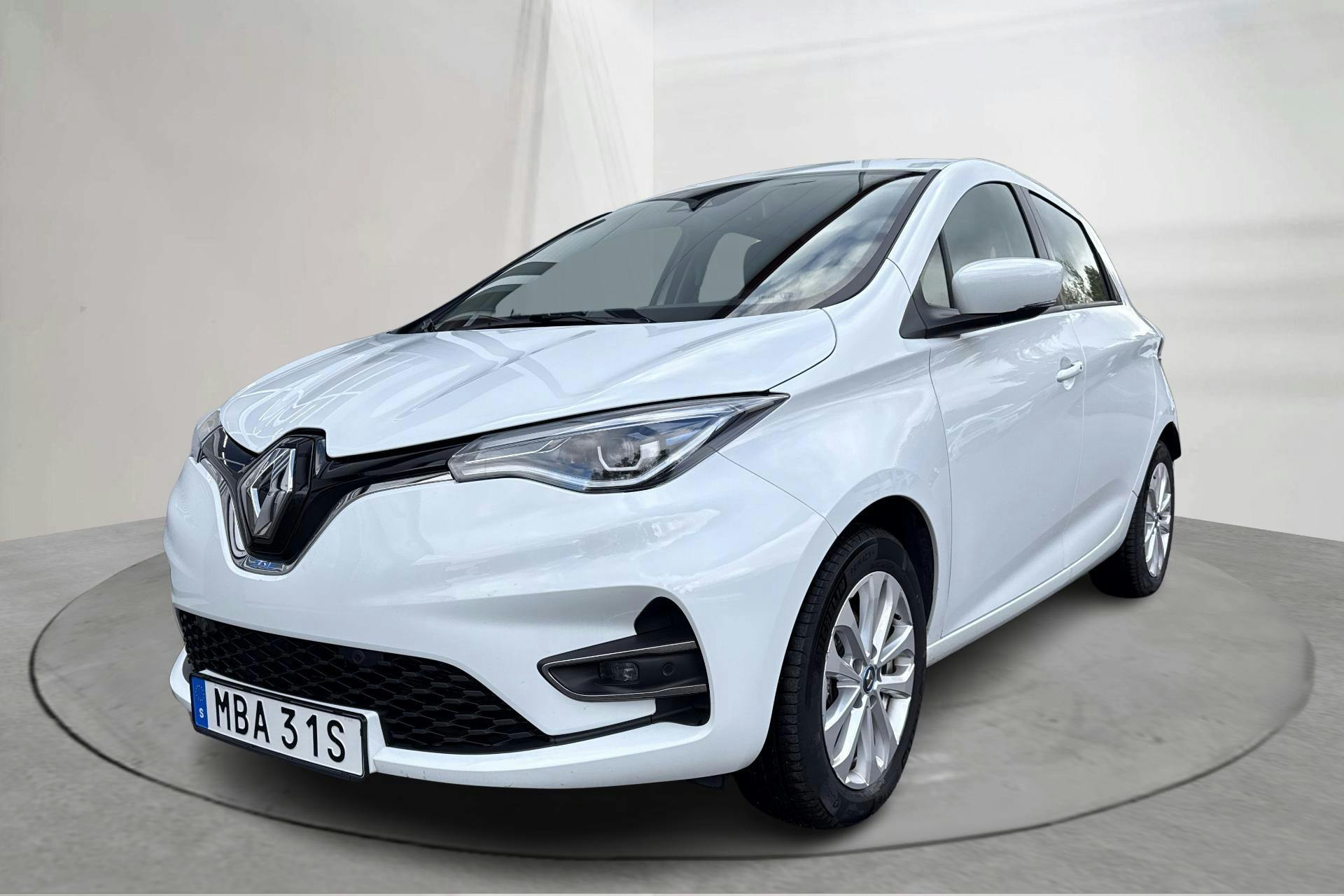 Presentationsfoto 1 av 16: Renault Zoe 52kWh R110 (108hk) - 3 449 mil - Automat - vit - 2020