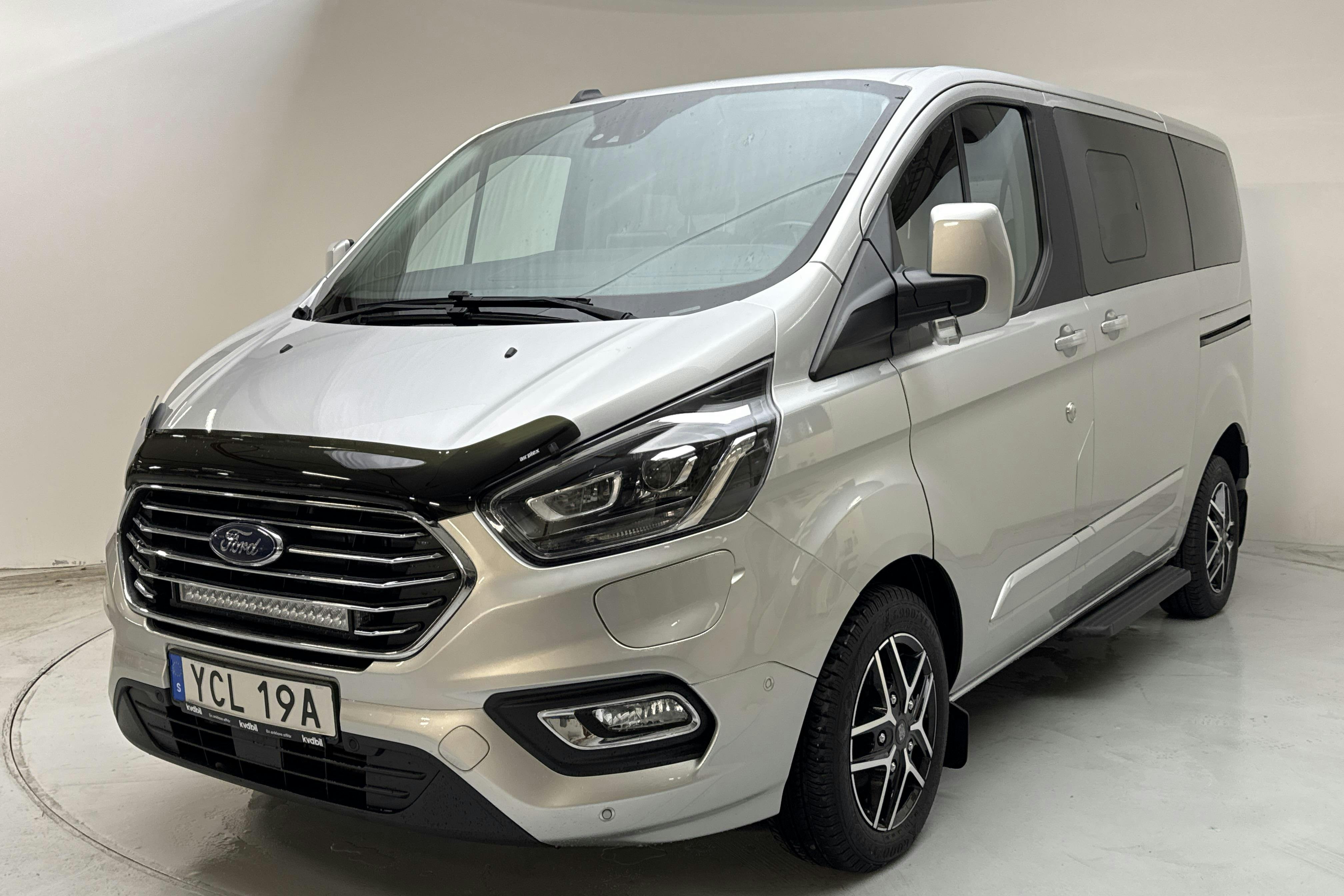 Ford Tourneo Custom 340 PHEV (120hk) - 66 590 km - Automatic - gray - 2021