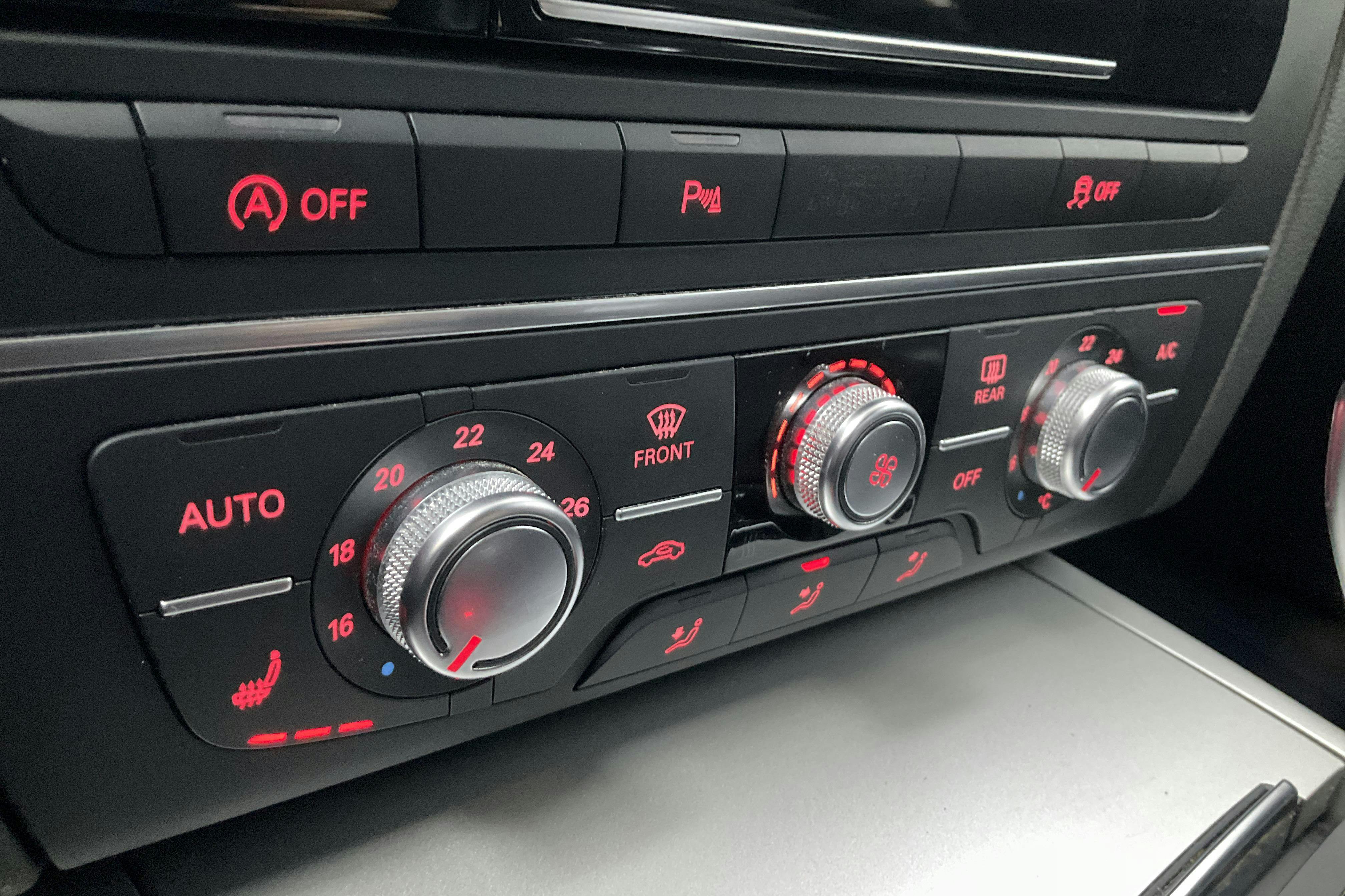 Presentation photo 11 of 11: Audi A6 2.0 TDI Avant (190hk) - 312 340 km - Automatic - black - 2017