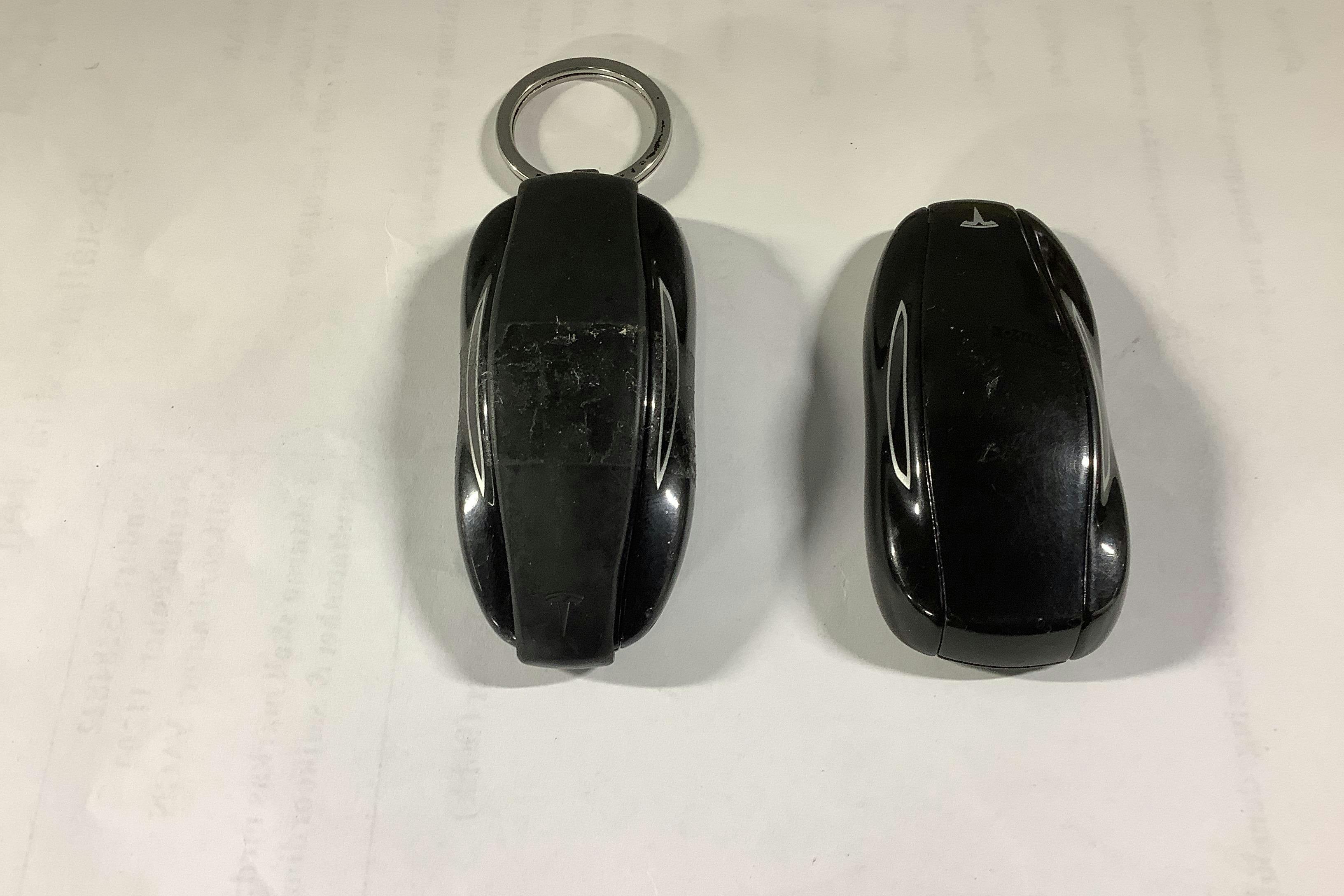 Presentationsfoto 18 av 18: Tesla Model S 75D - 16 539 mil - Automat - svart - 2017