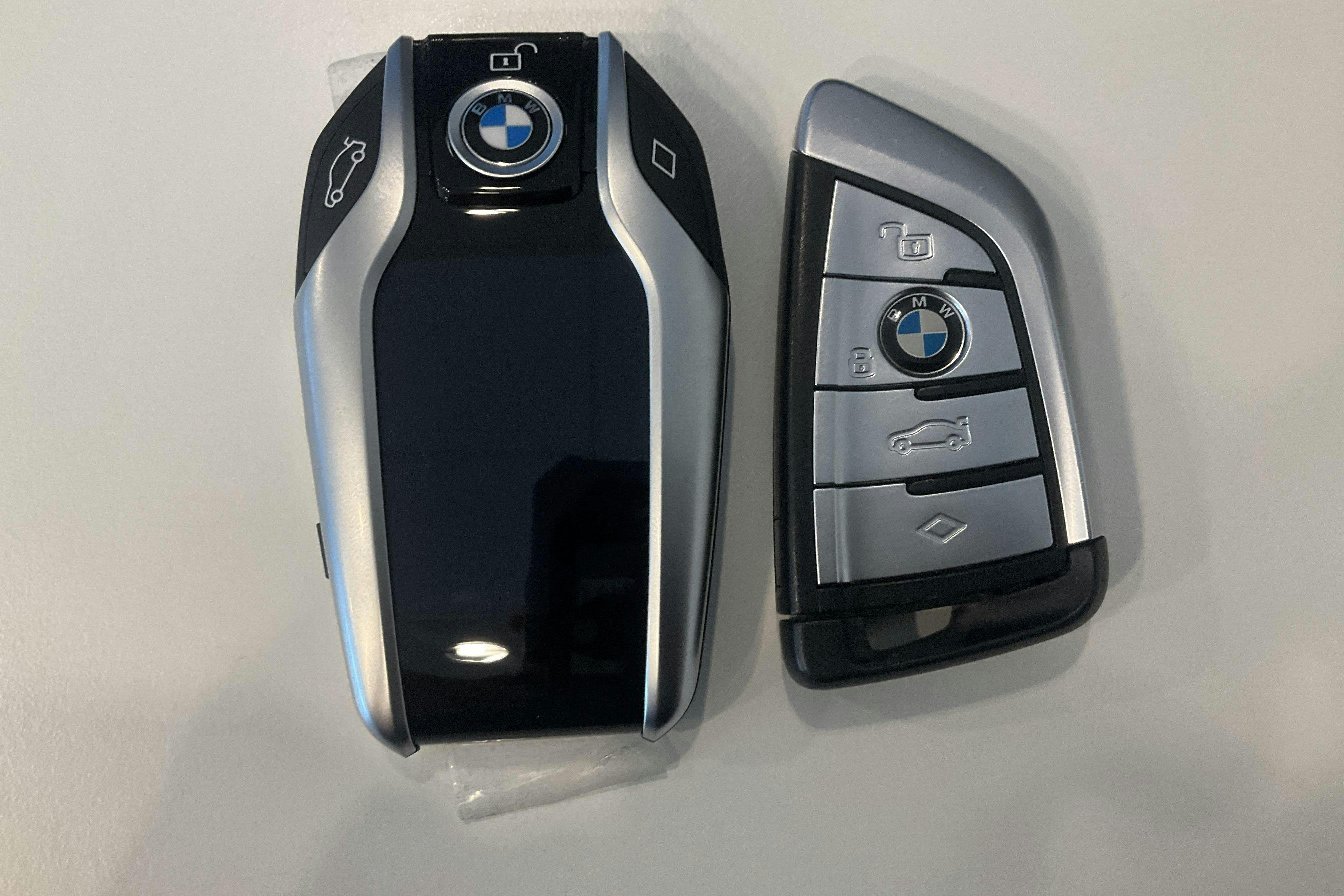 Presentationsfoto 32 av 32: BMW X6 xDrive 30d LCI, G06 (286hk+12hk) - 4 481 mil - Automat - grå - 2022