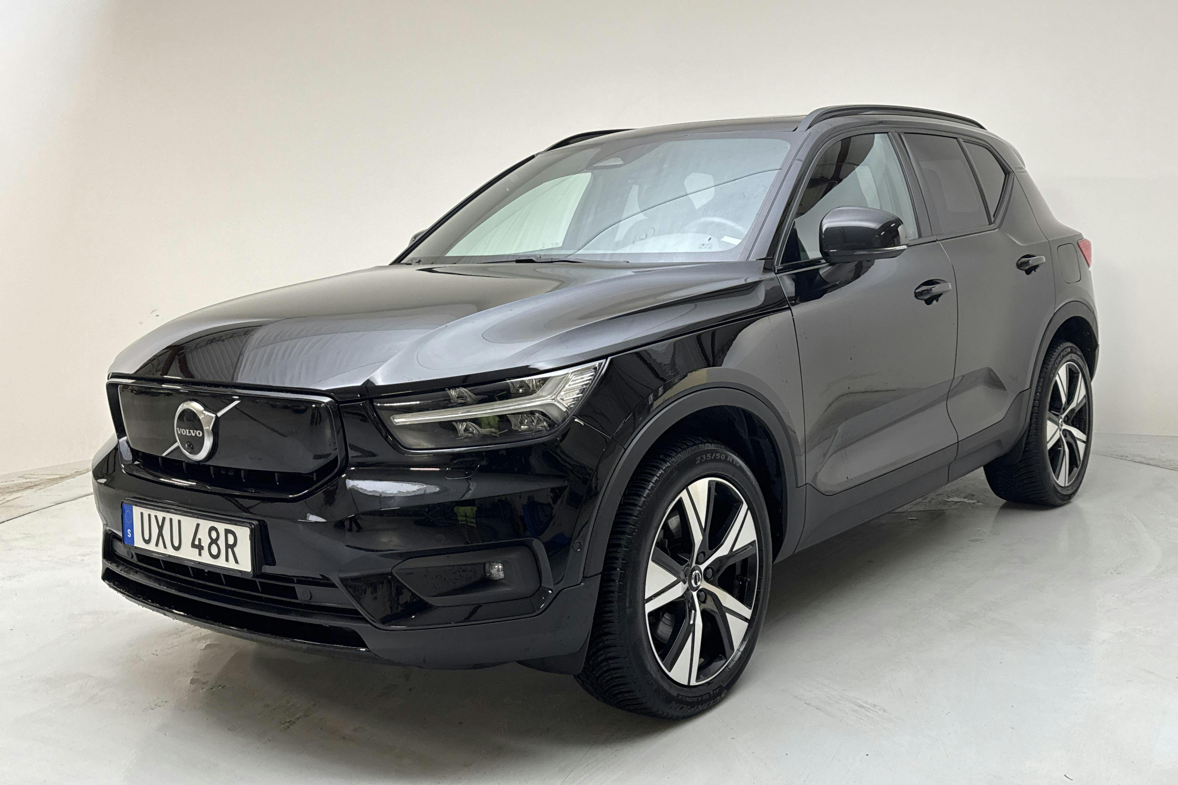 Presentation photo 1 of 20: Volvo XC40 P6 Recharge (231hk) - 98 320 km - Automatic - black - 2022