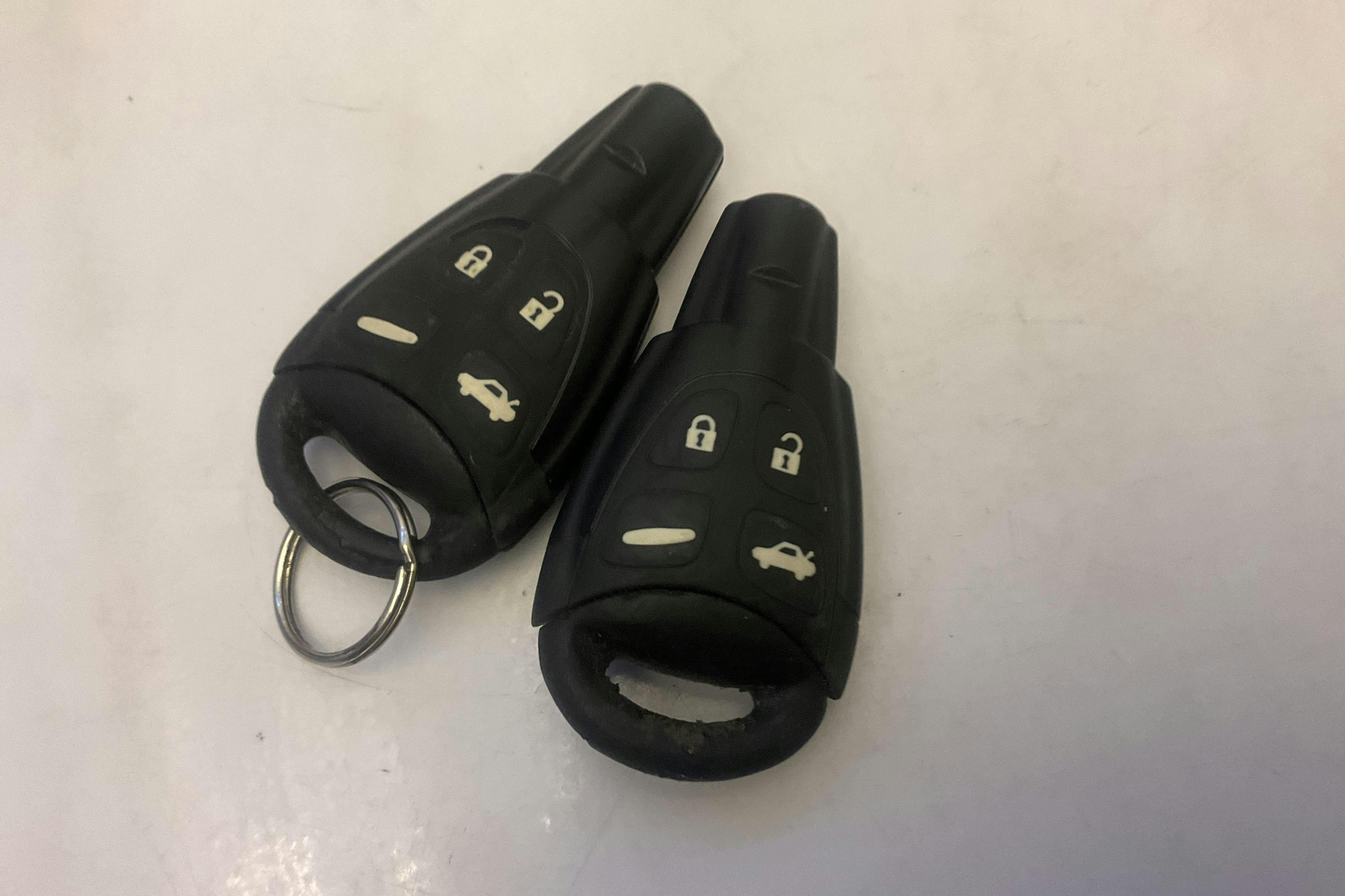 Presentation photo 17 of 17: Saab 9-3 2.0T Cabriolet (210hk) - 248 640 km - Manual - black - 2005