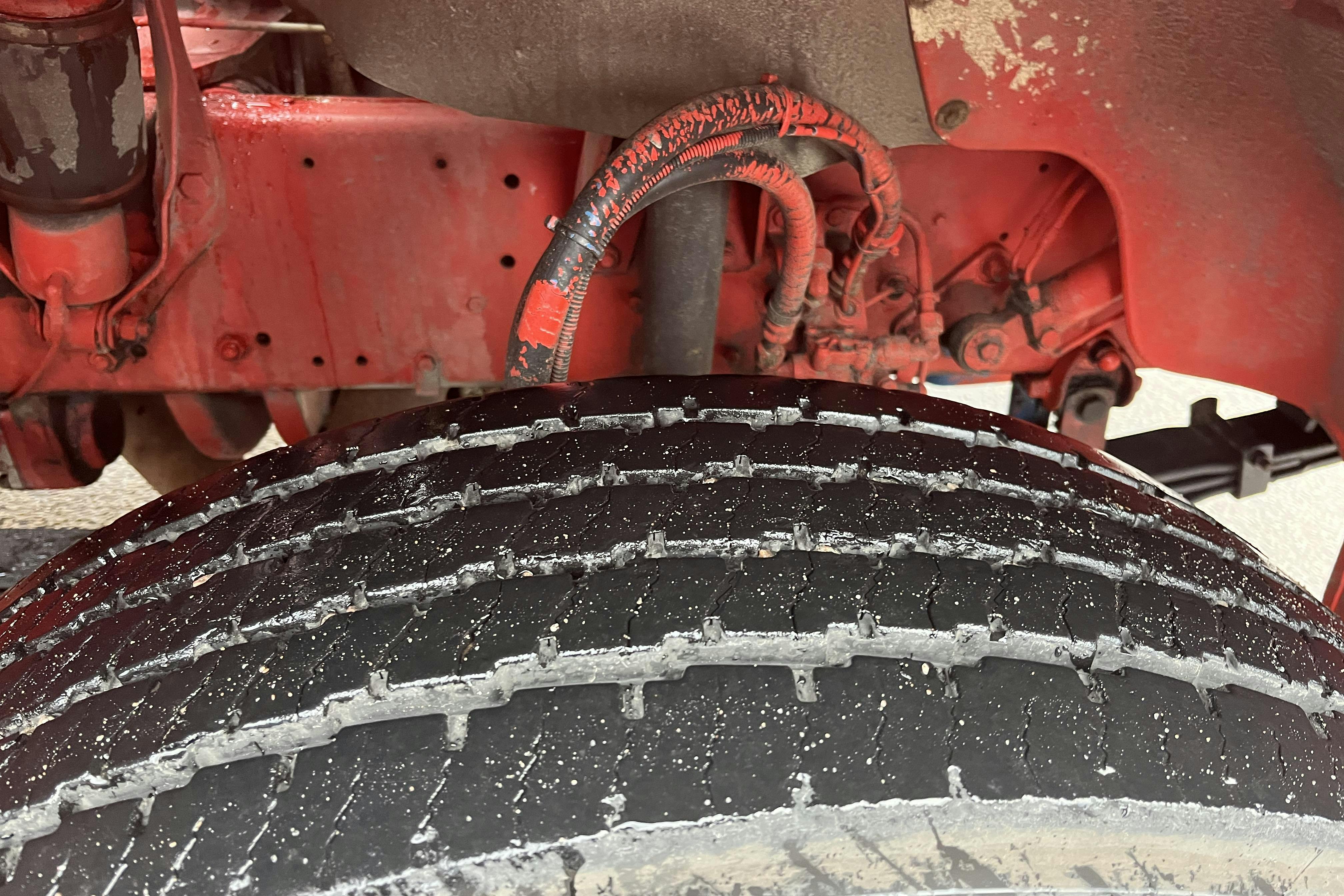 Presentation photo 86 of 86: Scania P113HL6X2L - 416 240 km - Manual - red - 1996