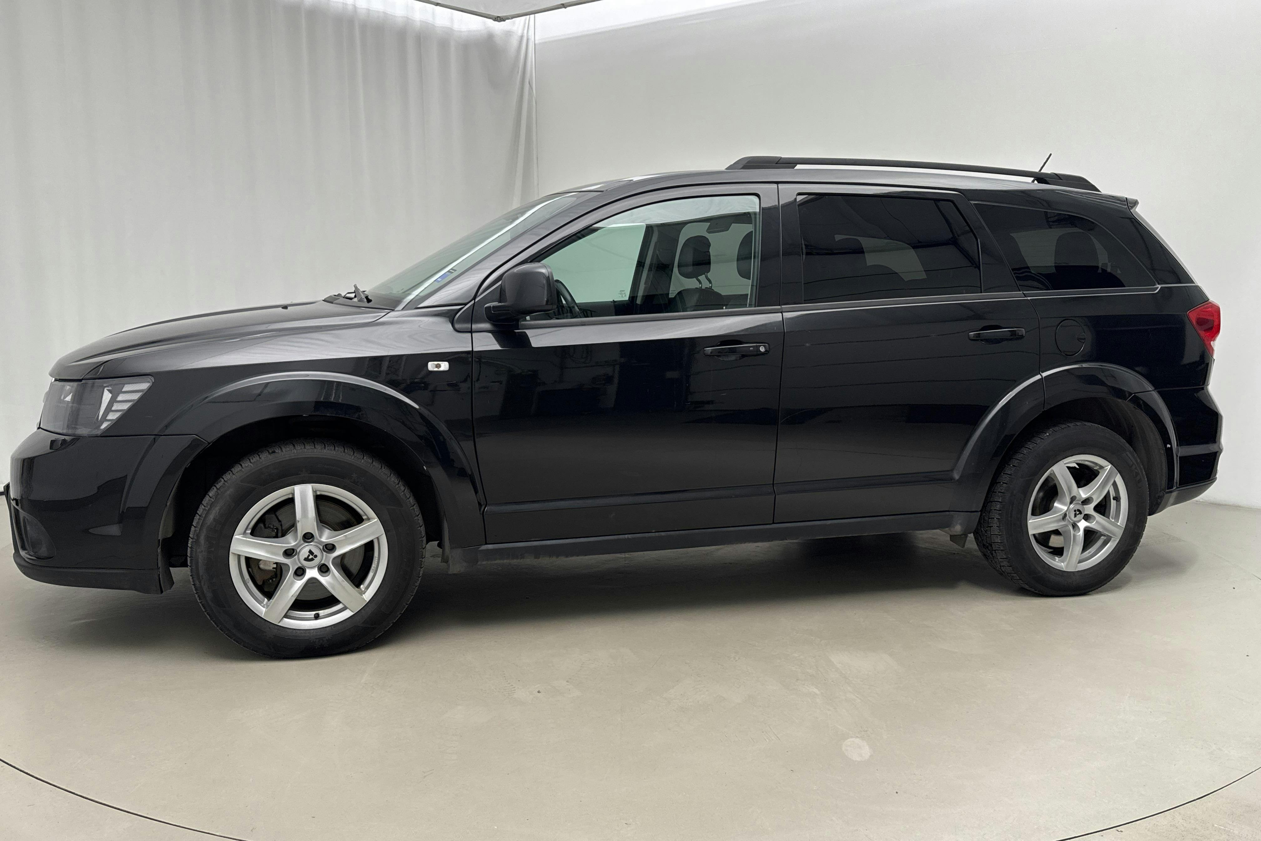 Presentation photo 2 of 22: Fiat Freemont 2.0 Multijet AWD (170hk) - 166 290 km - Automatic - black - 2014